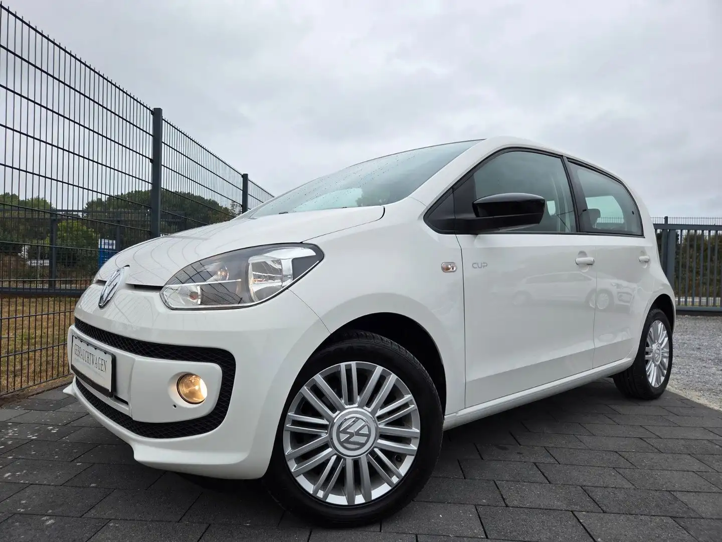 Volkswagen up! cup Sitzheizung/Navi/Bluetooth Blanc - 2