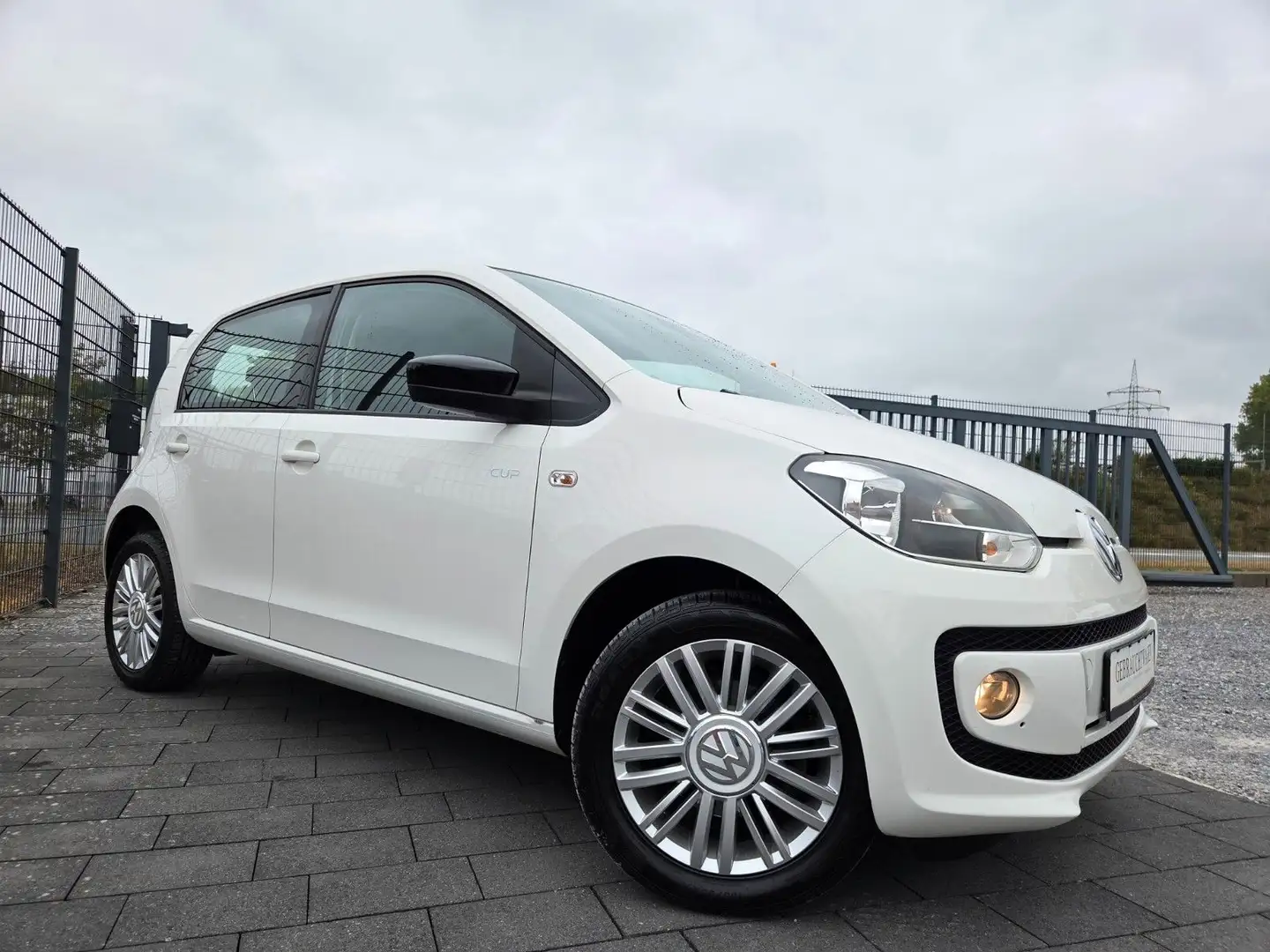 Volkswagen up! cup Sitzheizung/Navi/Bluetooth Blanc - 1