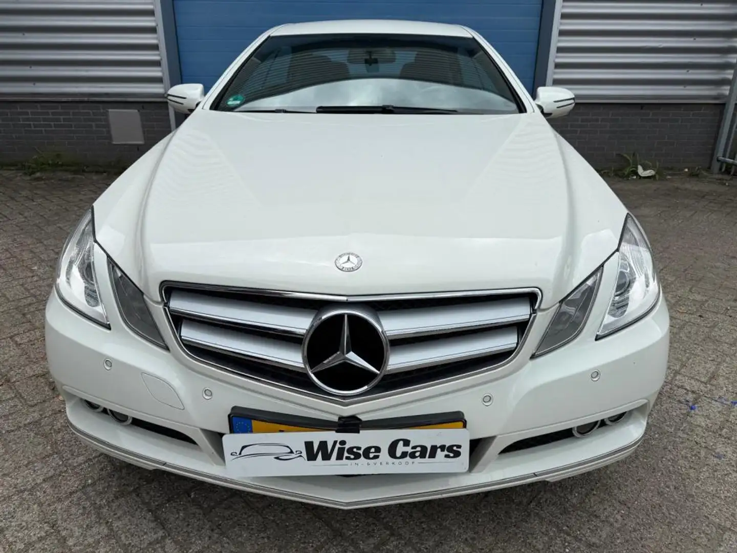 Mercedes-Benz E 350 Coupé CGI Elegance Wit - 2