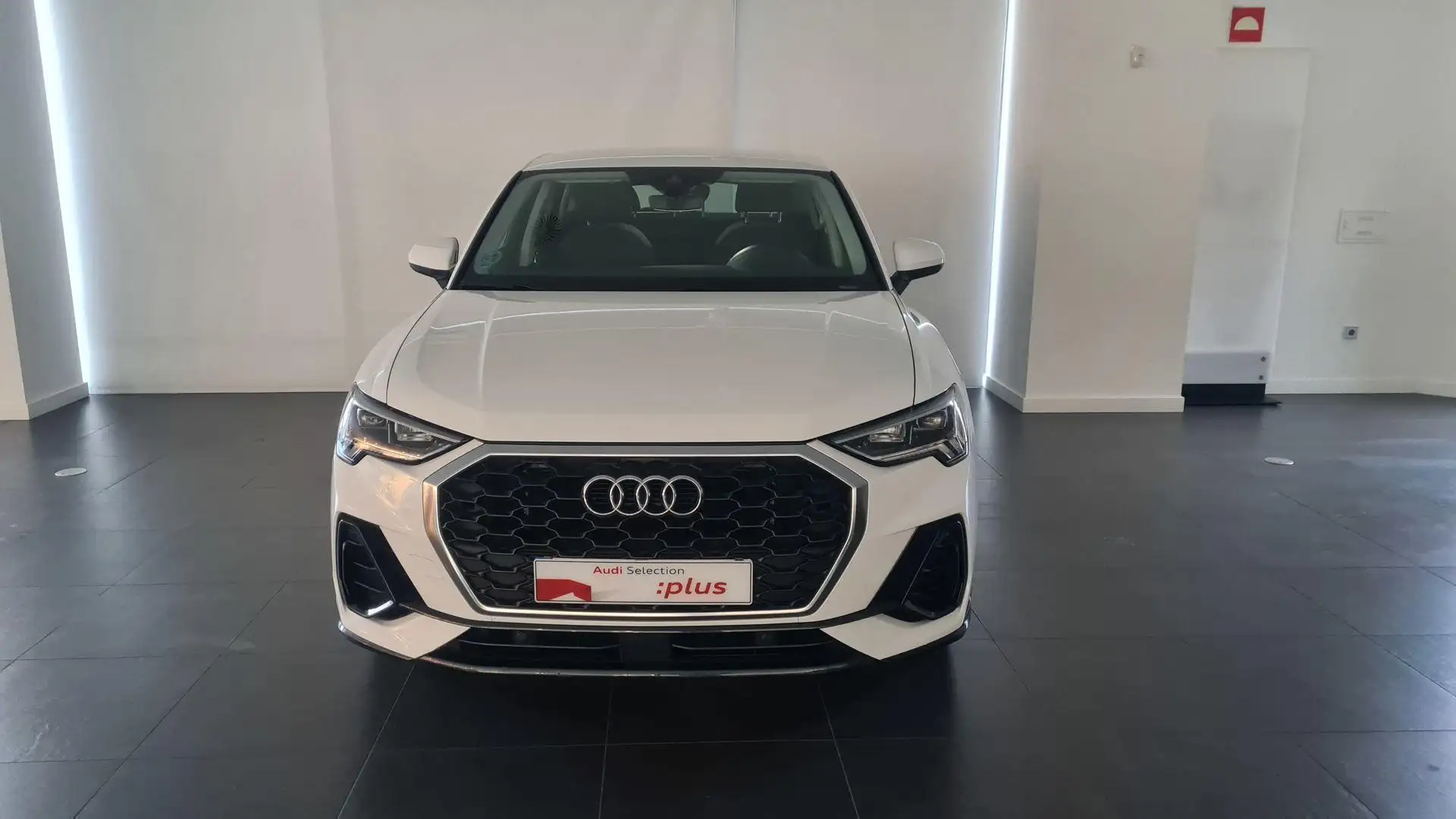 Audi Q3 Sportback 35 TDI Advanced S tronic Wit - 2