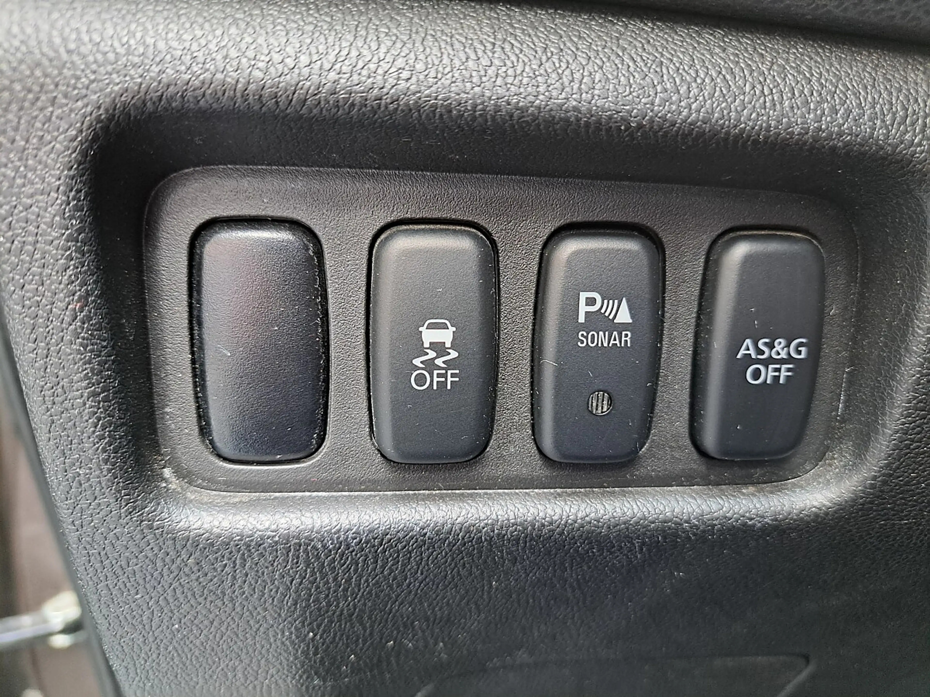 Peugeot 4008 1,6 HDi 115 FAP Allure Allrad — photo 13