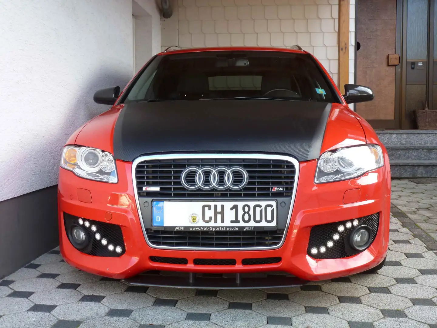 Audi S4 Liebhaberfahrzeug S4 in RS4 Optik 3.0 V6 Diesel Rot - 1