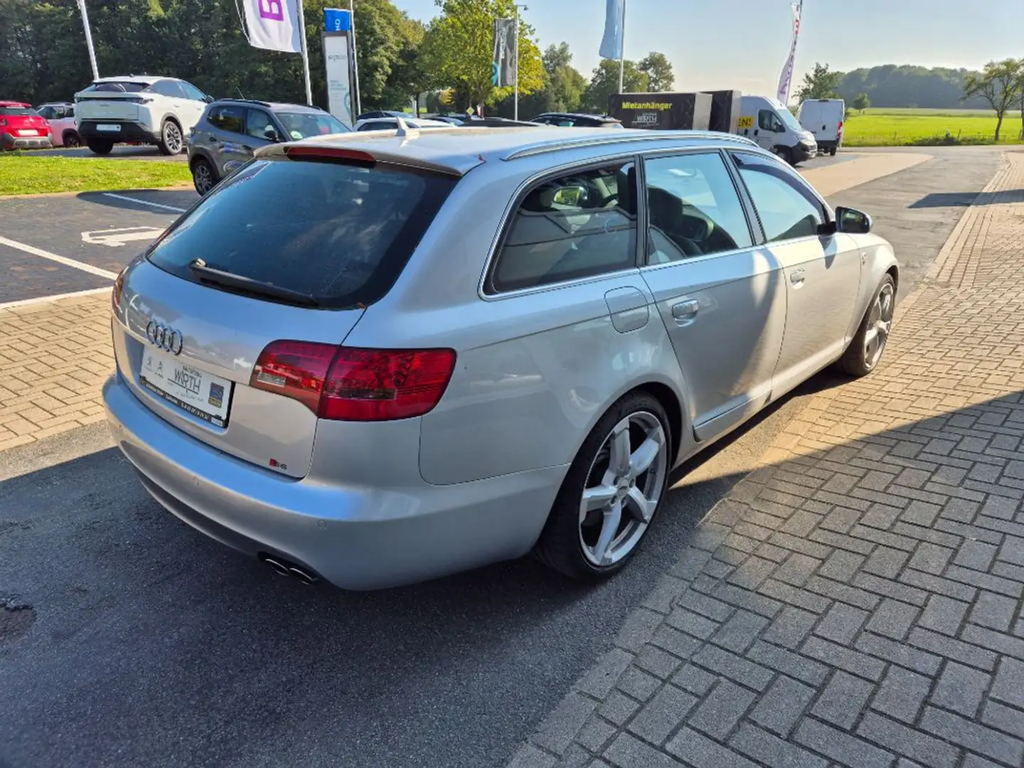 Audi S6 Avant Silber - 2
