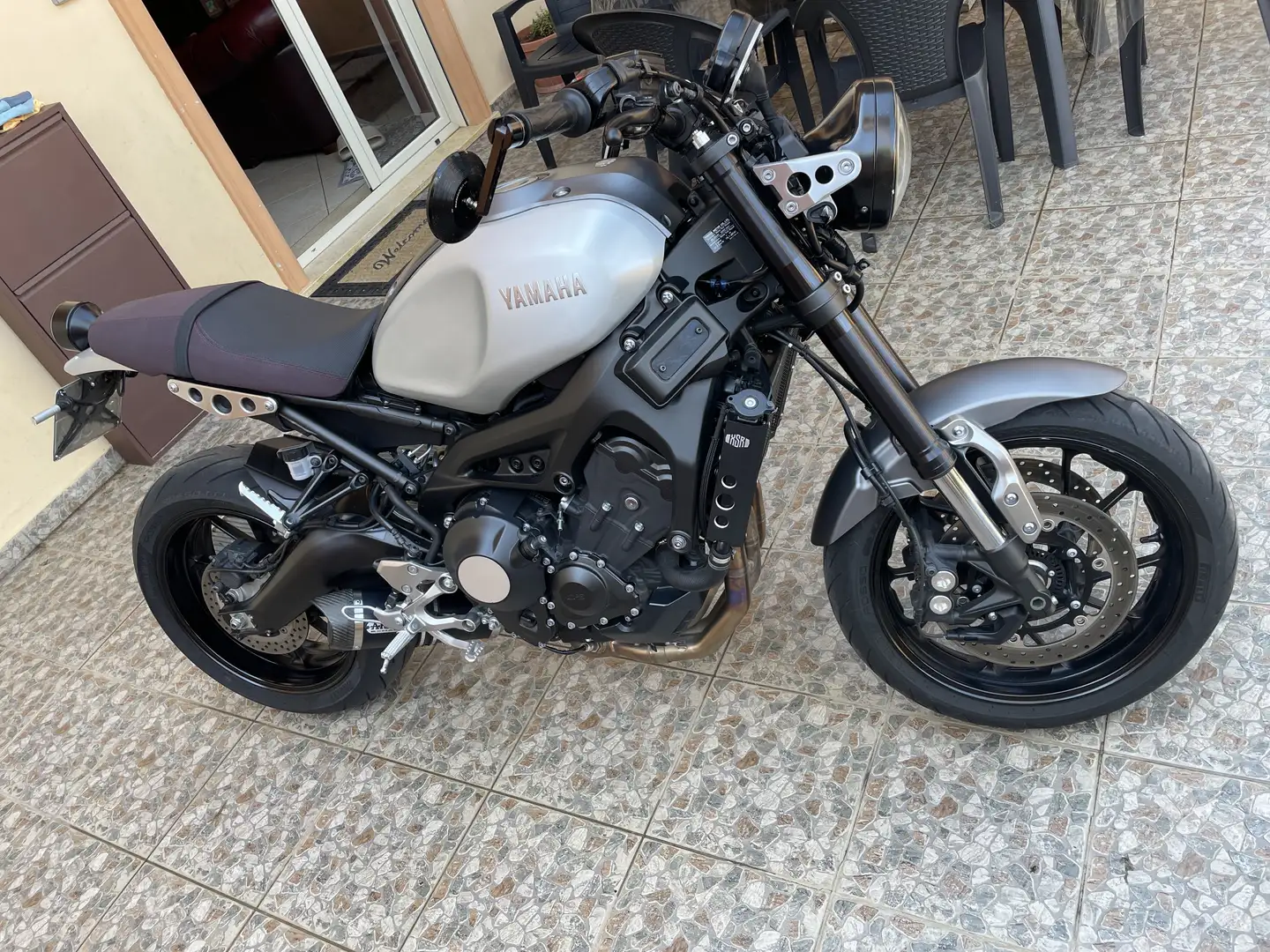 Yamaha XSR 900 - 1