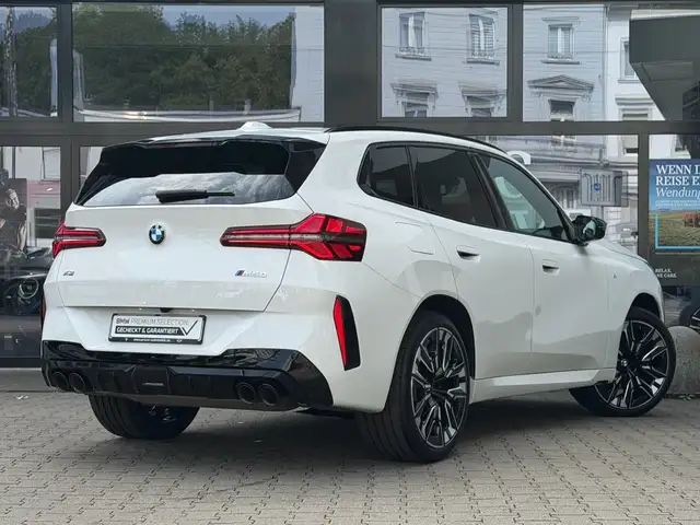 BMW X3 M view 2