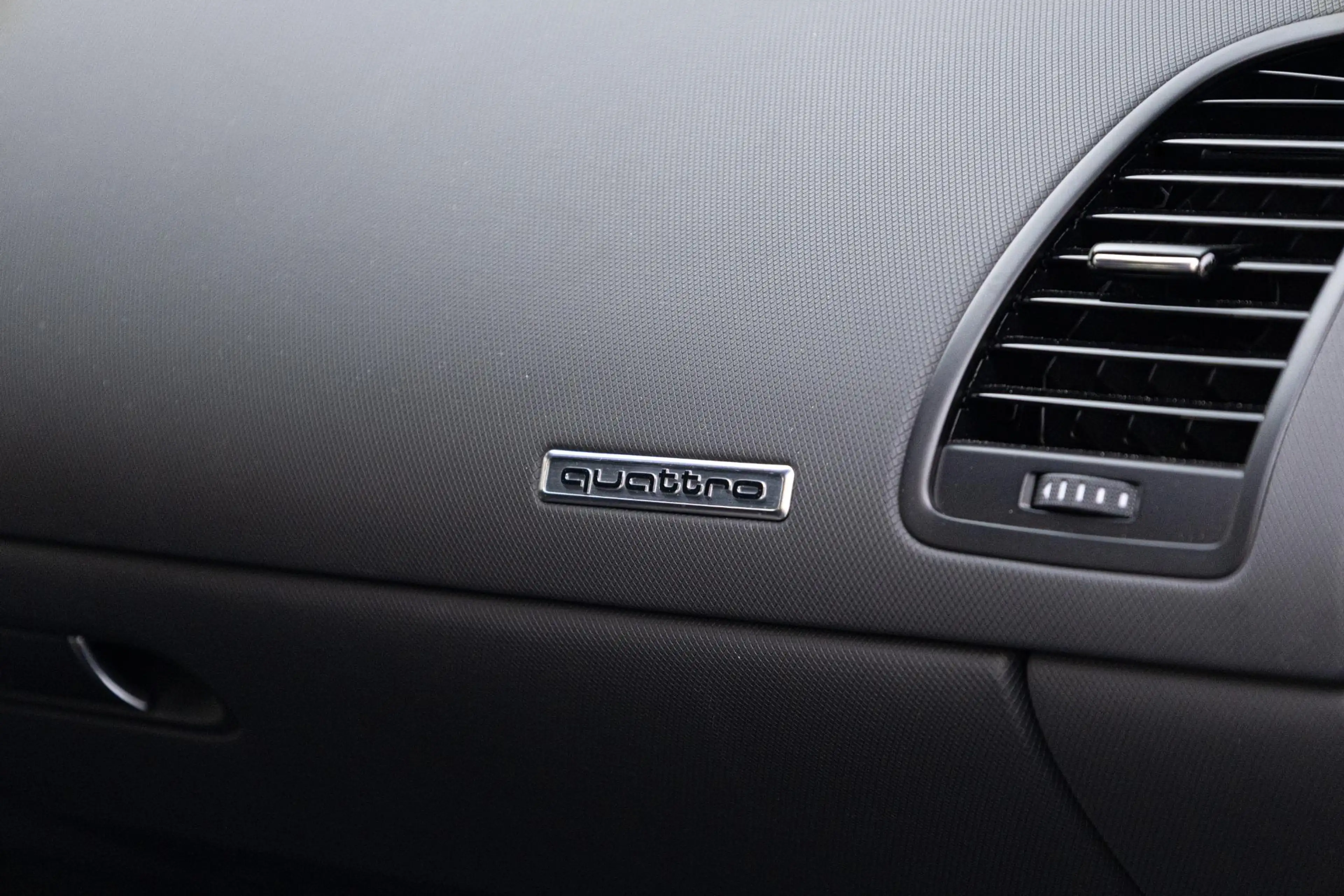 Audi R8 4.2 FSI quattro | Handgeschakeld | Facelift | Spor — photo 14