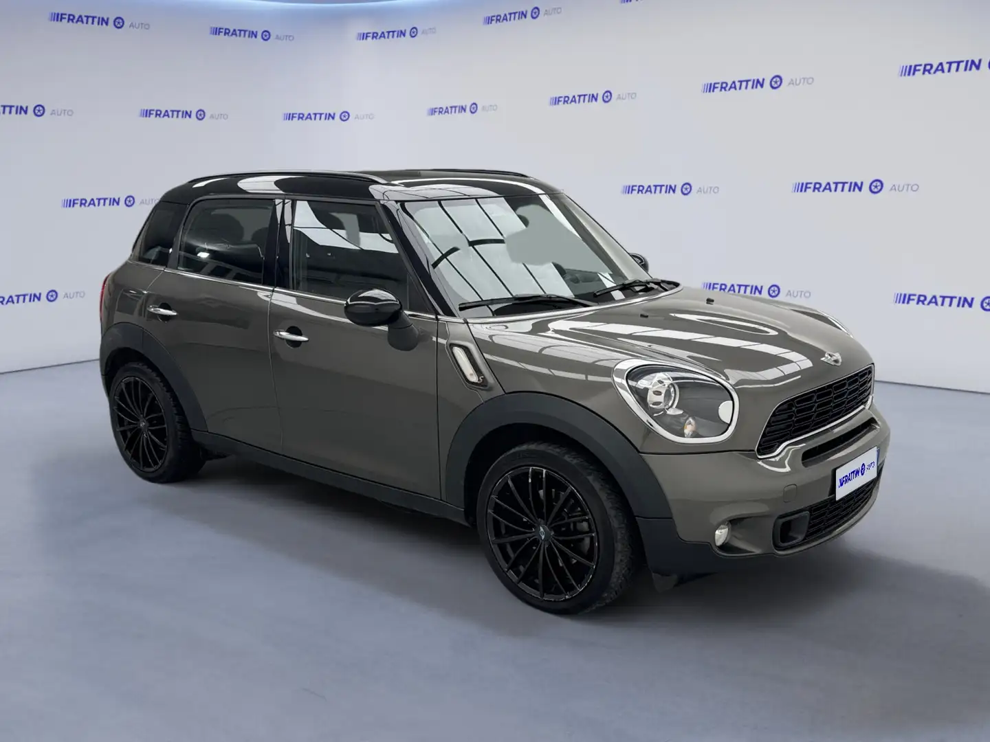 MINI Cooper SD Countryman 2.0 Cooper SD Countryman Grigio - 2