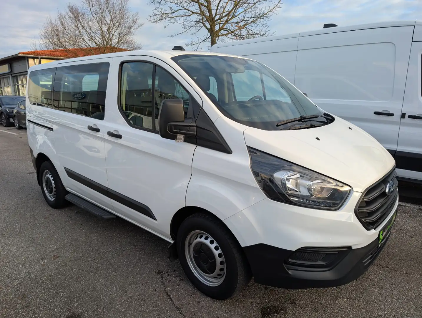 Ford Transit Custom Kombi 2.0 TDCi 320 L1 9-SITZE*KLIMA Weiß - 2