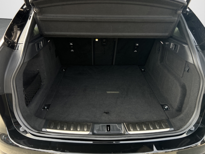 Jaguar F-Pace D300 R-DYNAMIC SE AWD ACC Head-Up — photo 13