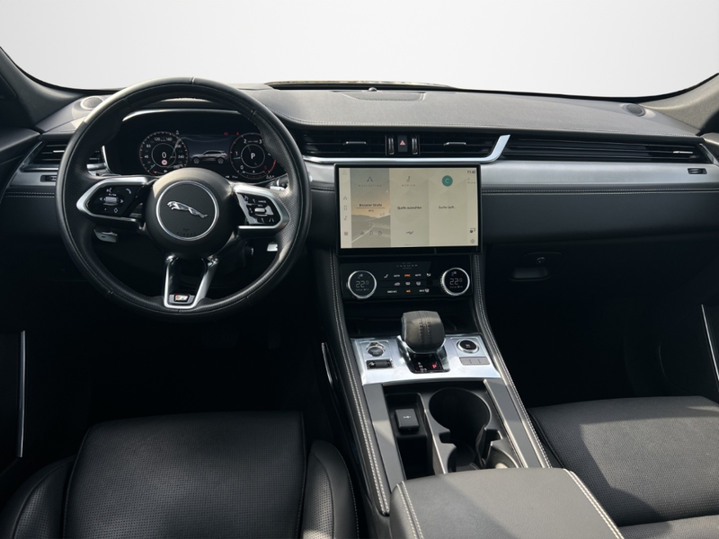 Jaguar F-Pace D300 R-DYNAMIC SE AWD ACC Head-Up — photo 15