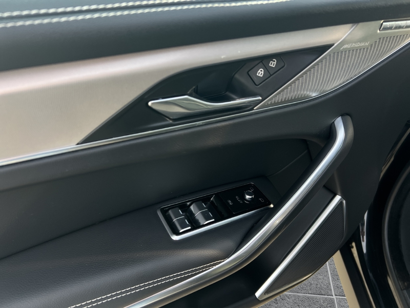 Jaguar F-Pace D300 R-DYNAMIC SE AWD ACC Head-Up — photo 9
