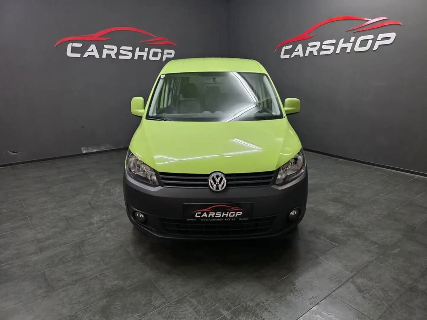 Volkswagen Caddy Maxi Rollstuhlgerecht/Behindertengerecht Grün - 1