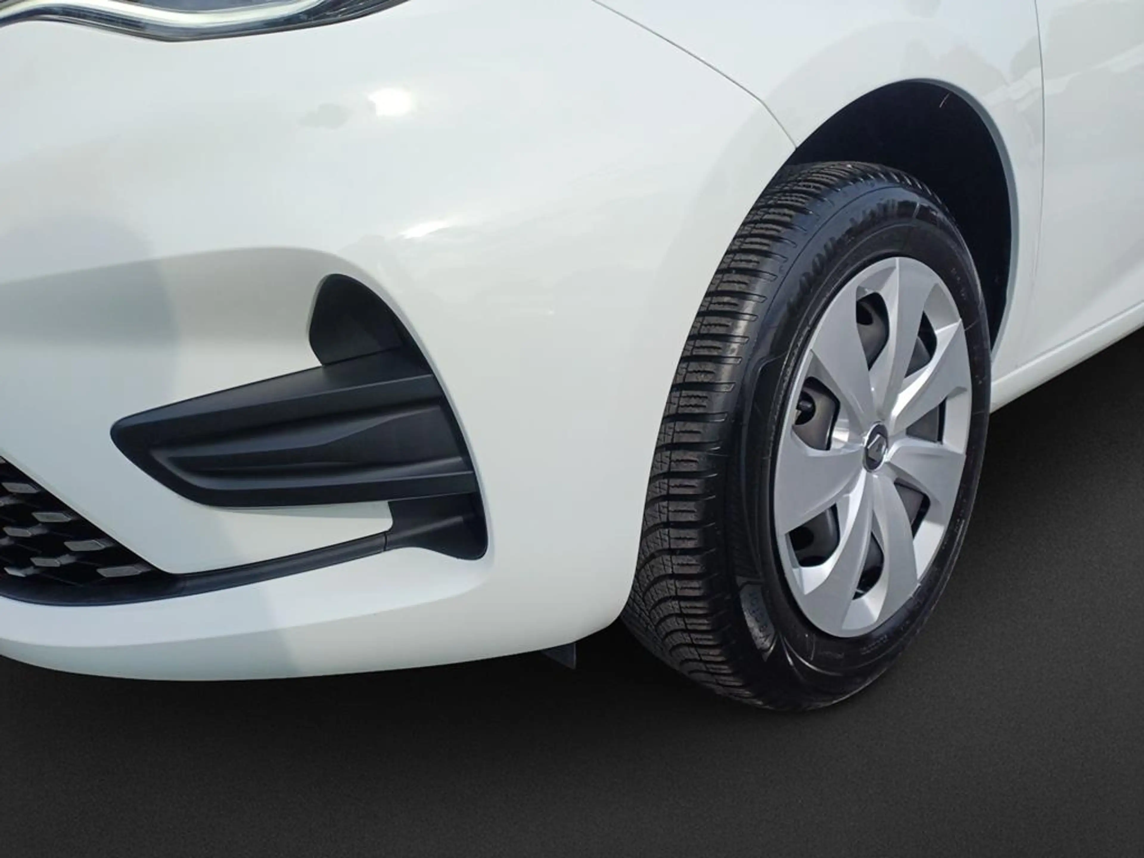 Renault ZOE Life — photo 9