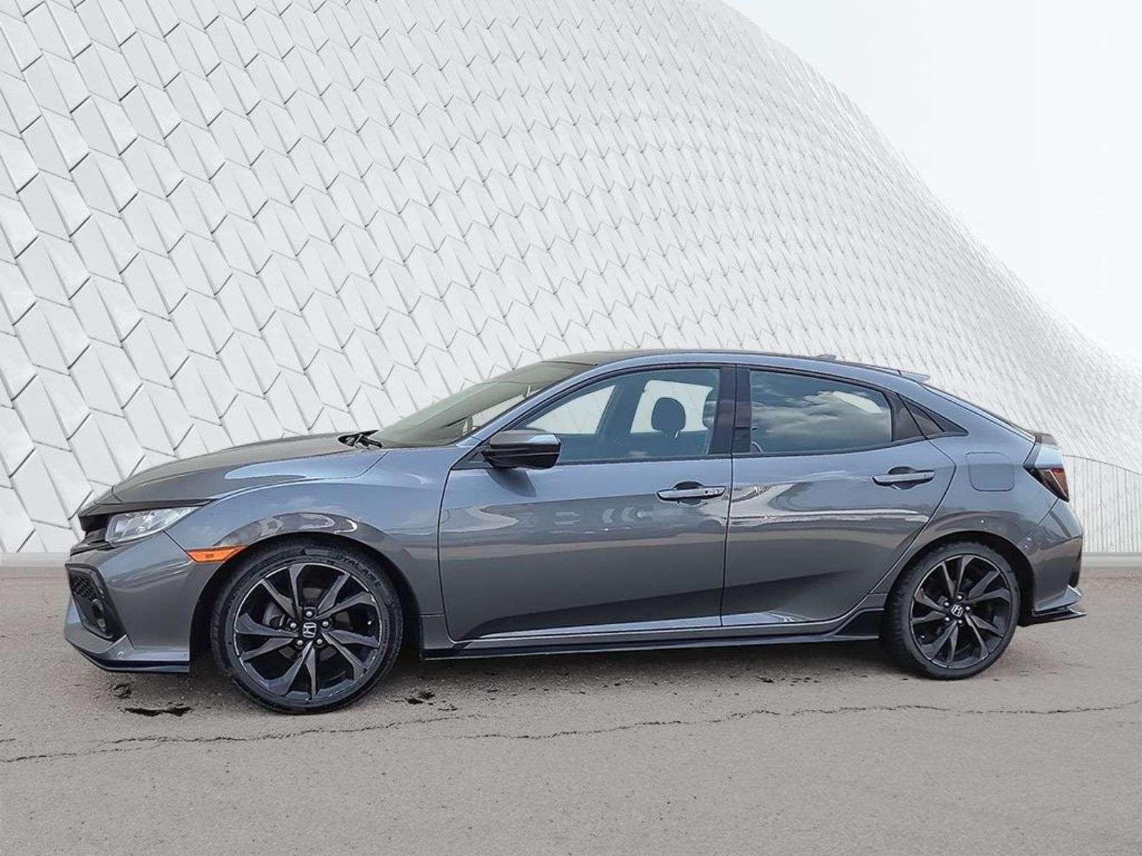 2017 Honda Civic SPORT, HATCHBACK, HONDA SENSE, LOW KM — снимка 1