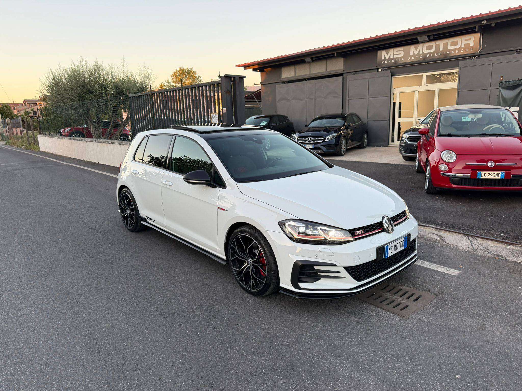 Volkswagen Golf GTI
