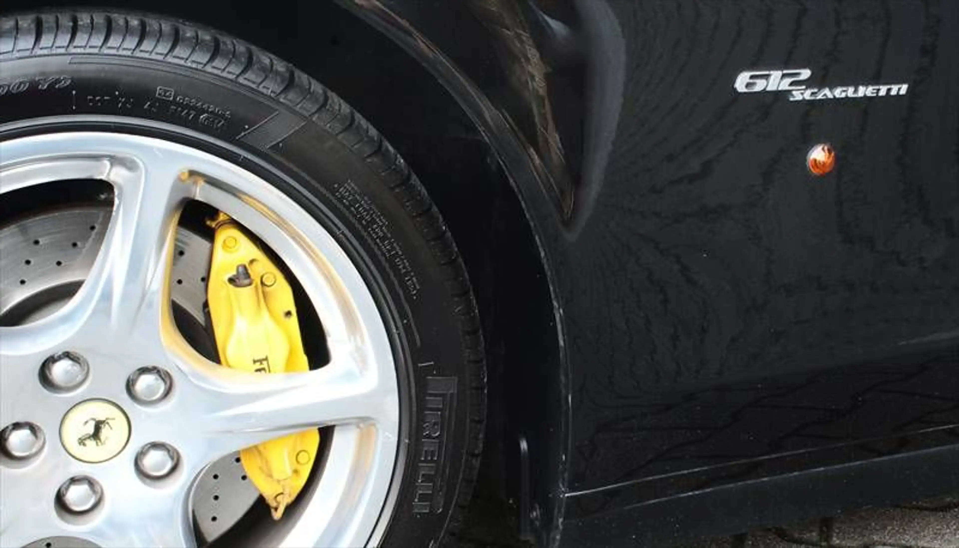 Ferrari 612 Scaglietti Carbon-Keramik-Bremsanlage Alu 19 — photo 11