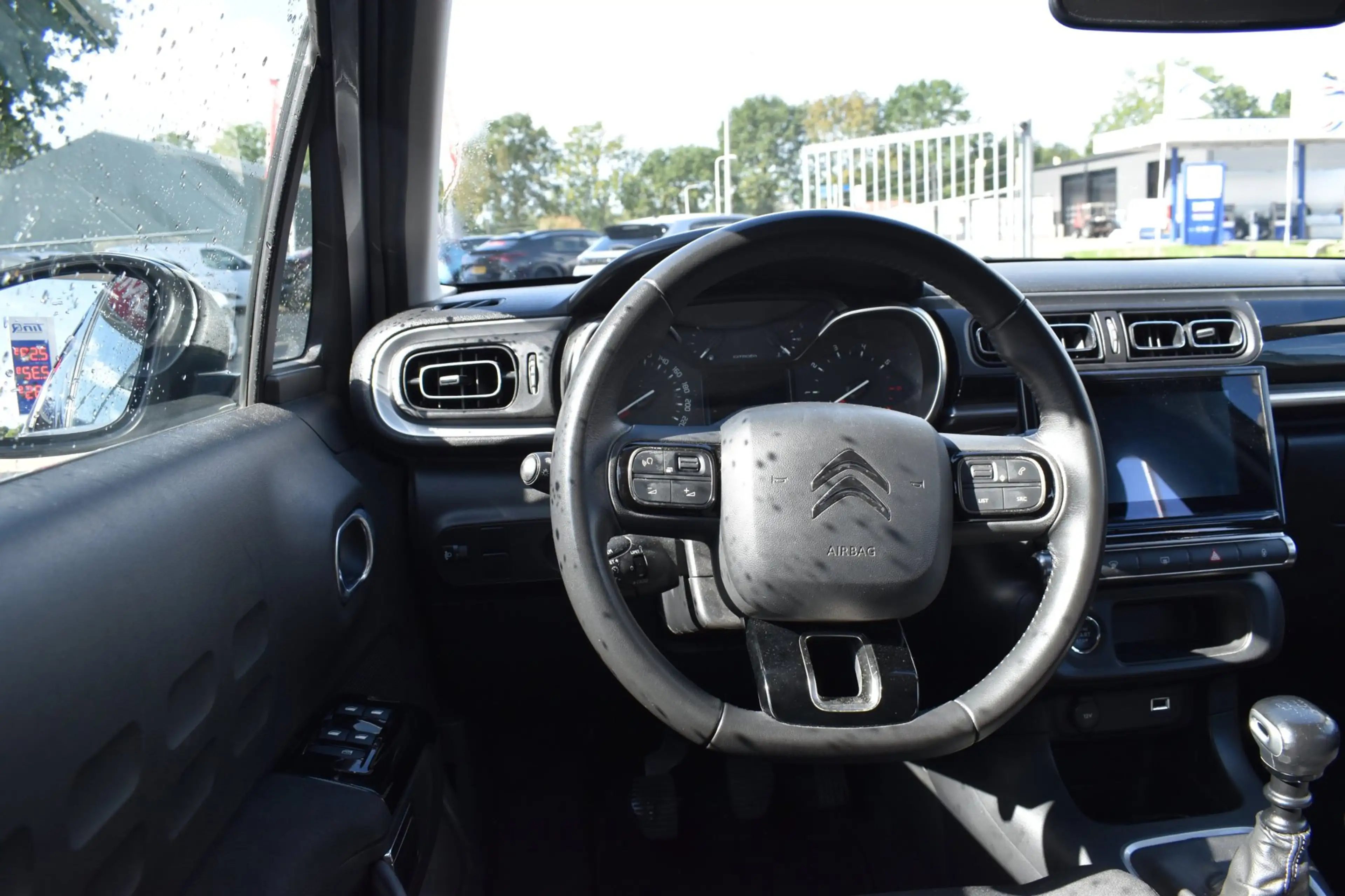 Citroen C3 1.5 BlueHDi Shine — photo 8