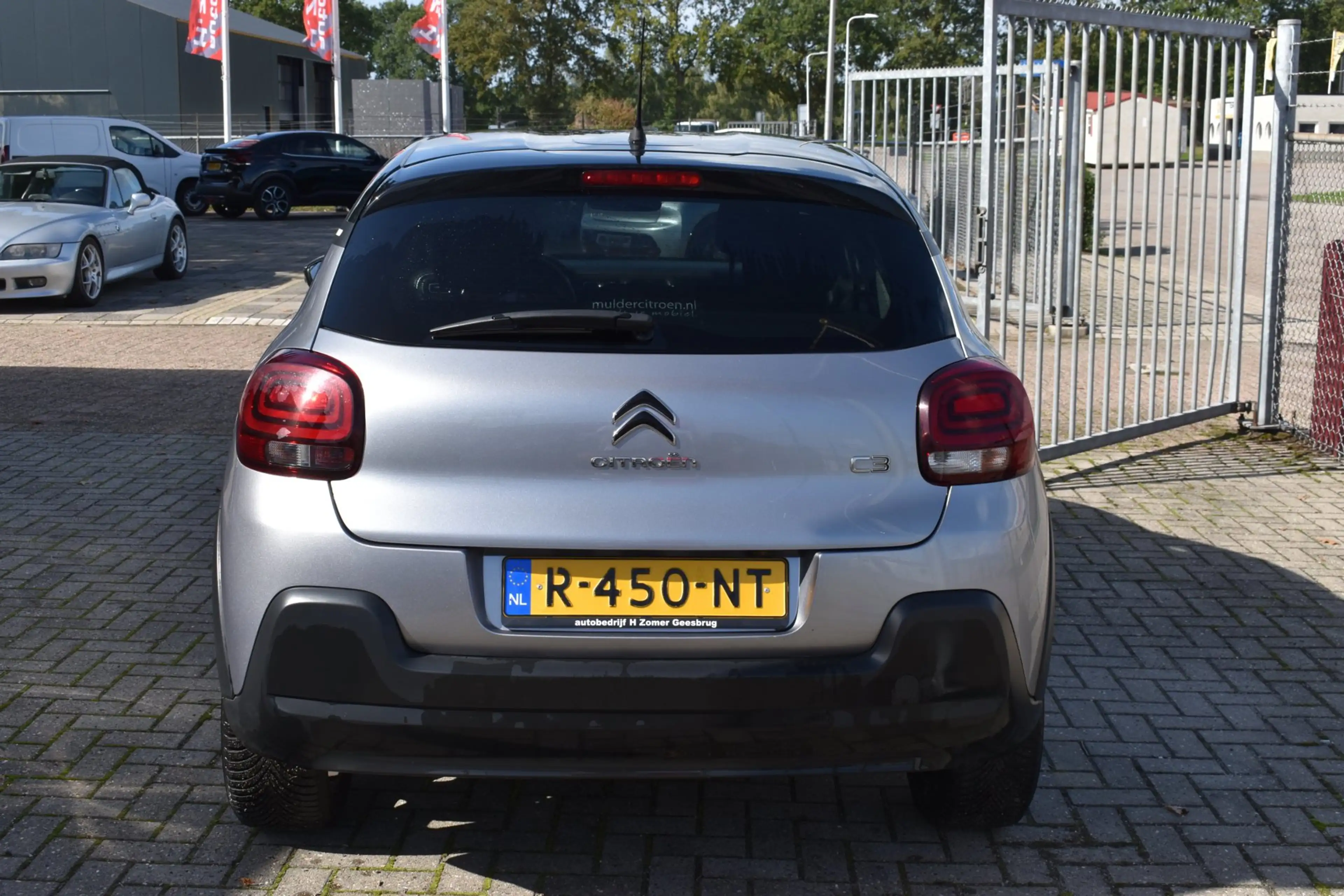 Citroen C3 1.5 BlueHDi Shine — photo 3