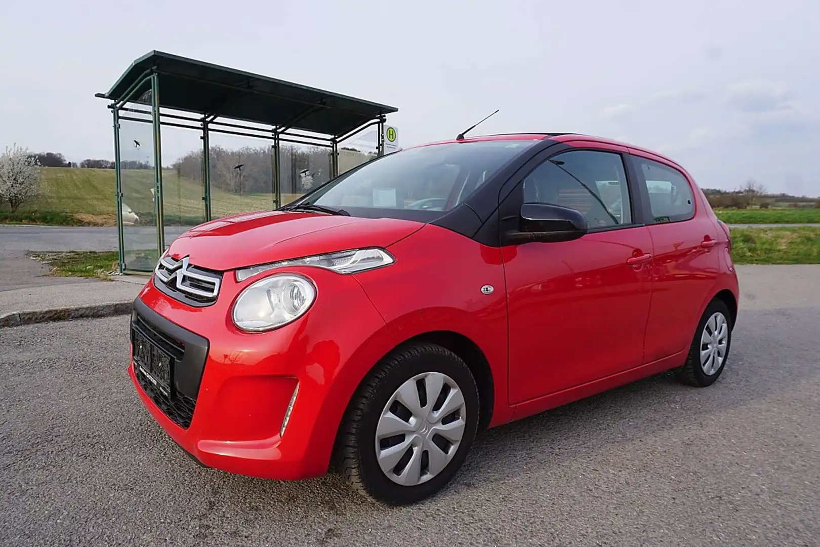 Citroen C1 Airscape VTi 72 manuell Feel Rot - 2