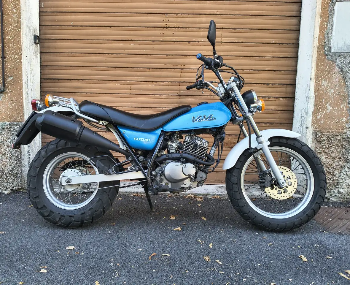 Suzuki RV 125