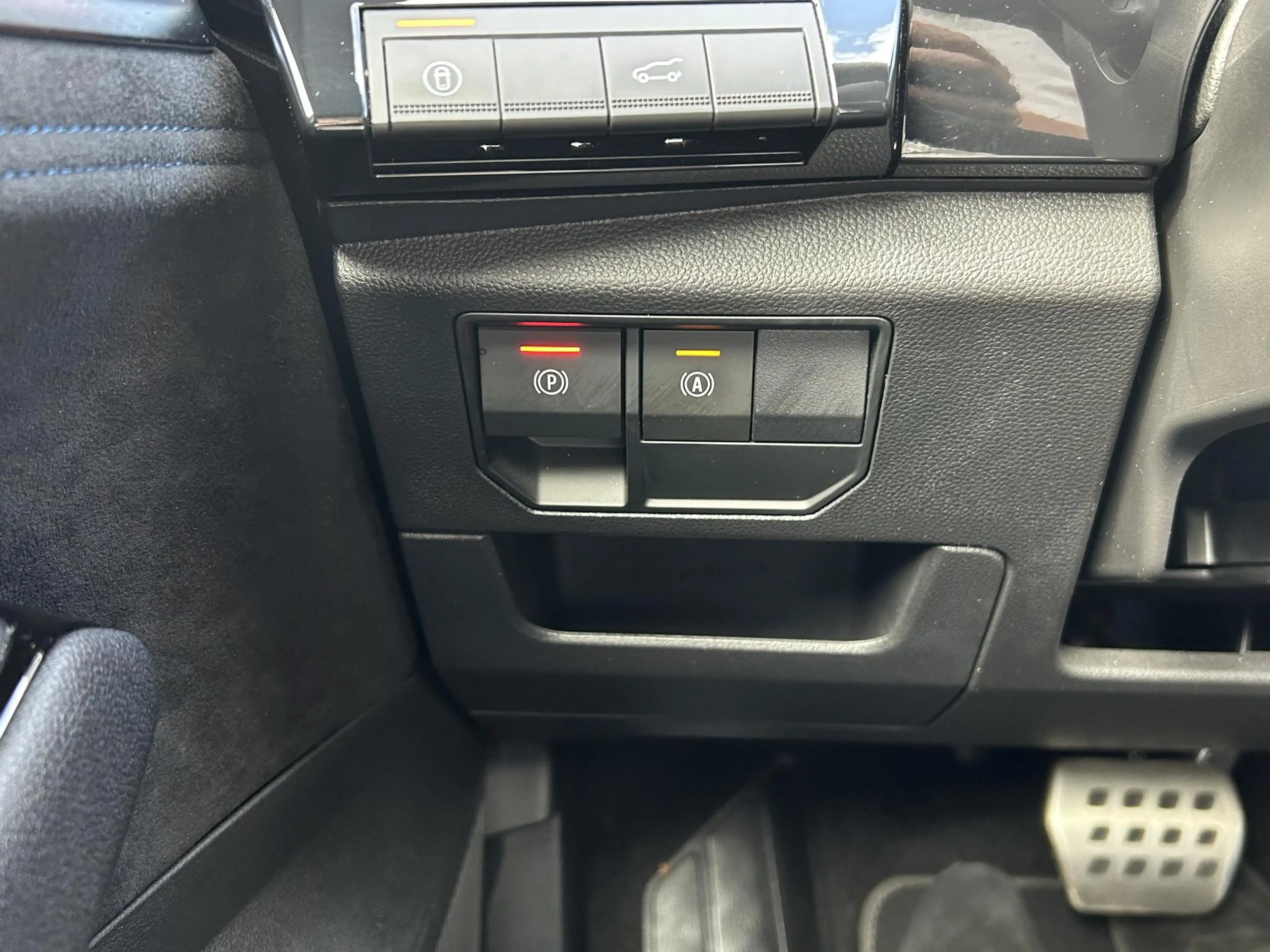 Renault Espace E-Tech full hybrid 200 esprit Alpine 7p. | — photo 32