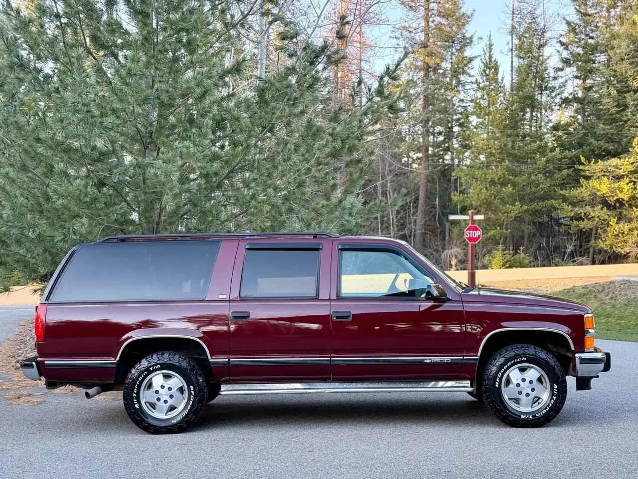 Chevrolet Suburban fotografie Chevrolet Suburban