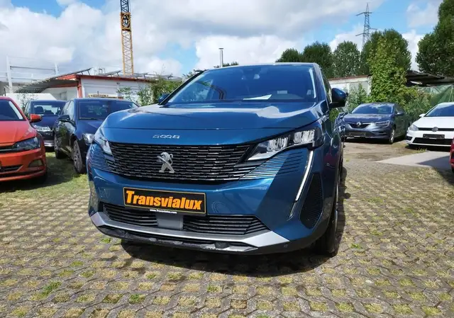 Peugeot 5008 view 5
