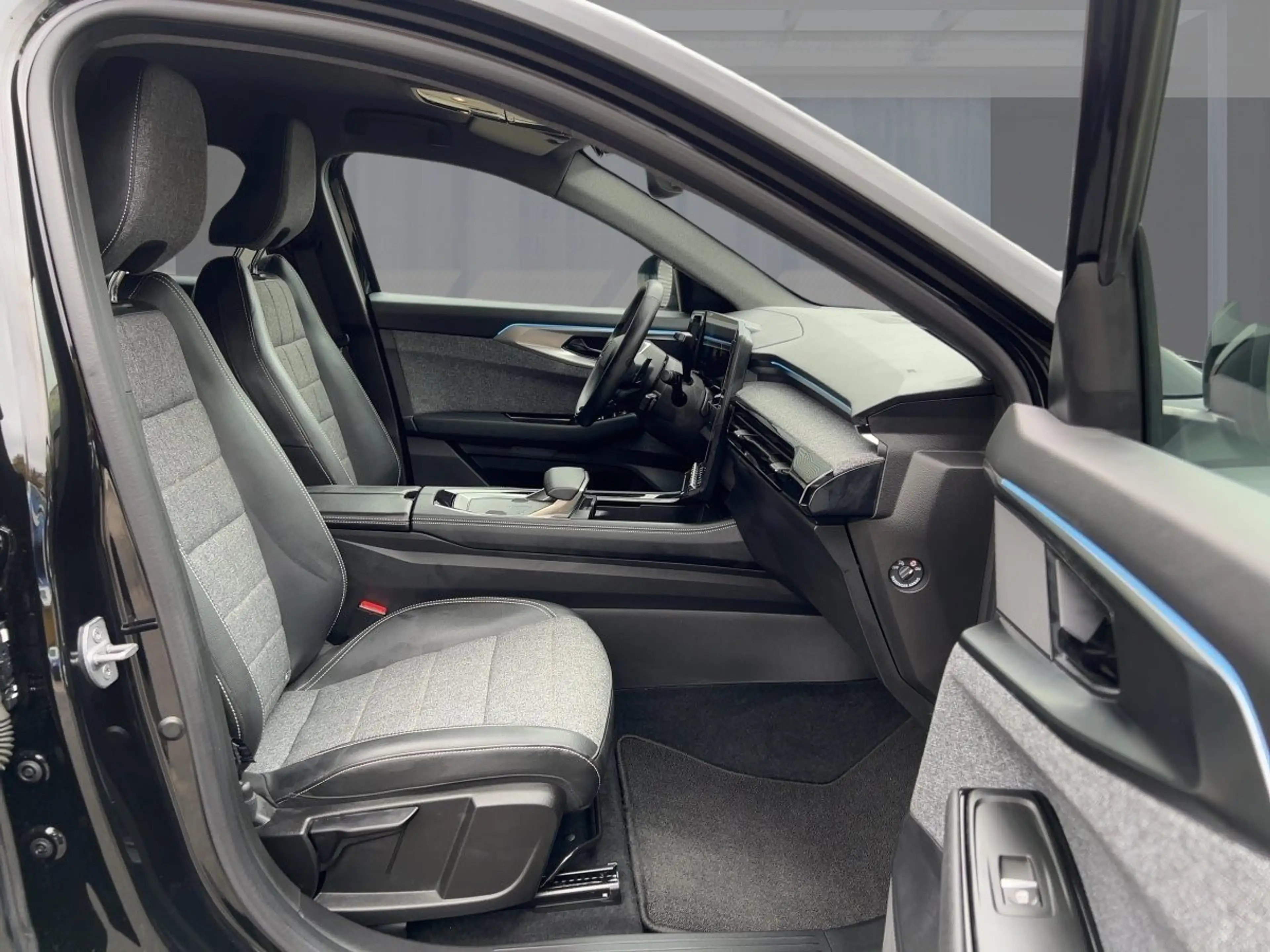 Renault Espace 1.2 Full Hybrid Techno 200 — photo 8