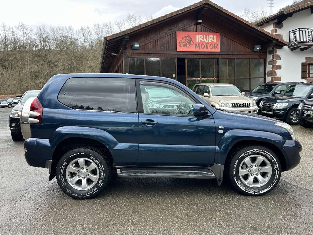 Toyota Land Cruiser 3.0 D4D VX - foto 1