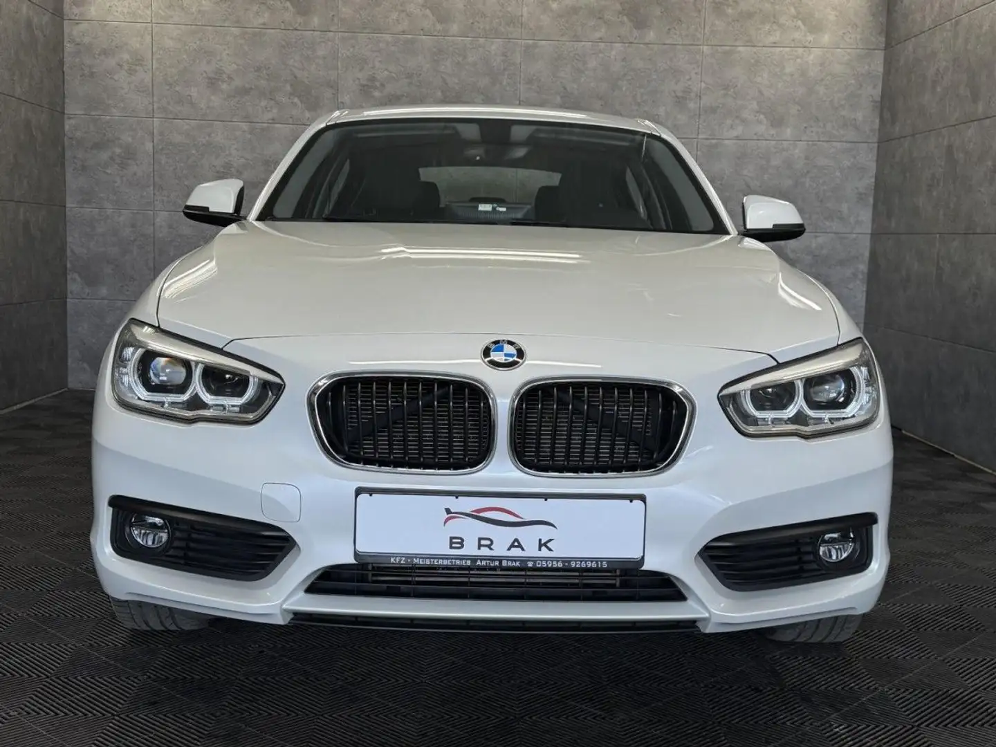 BMW 118 d Advantage LED*NAVI*Apple Carplay*PDC*SHZ Blanco - 2