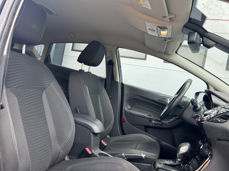 Ford Fiesta 1.0 EcoBoost Titanium — photo 7