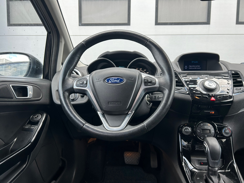 Ford Fiesta 1.0 EcoBoost Titanium — photo 9