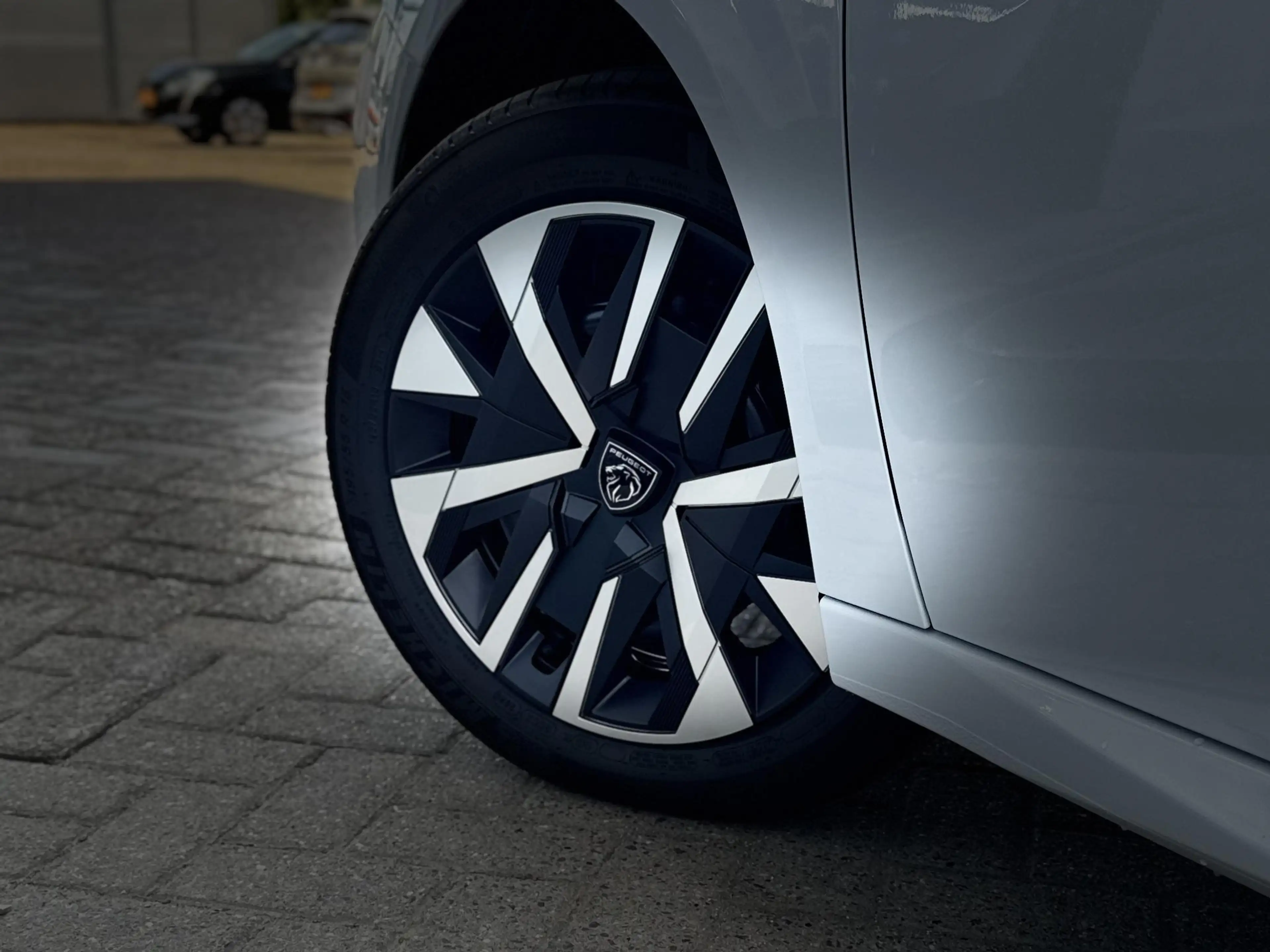 Peugeot e-208 EV Business 50kWh 136pk | 360km WLTP | NAVI | CAME — photo 9