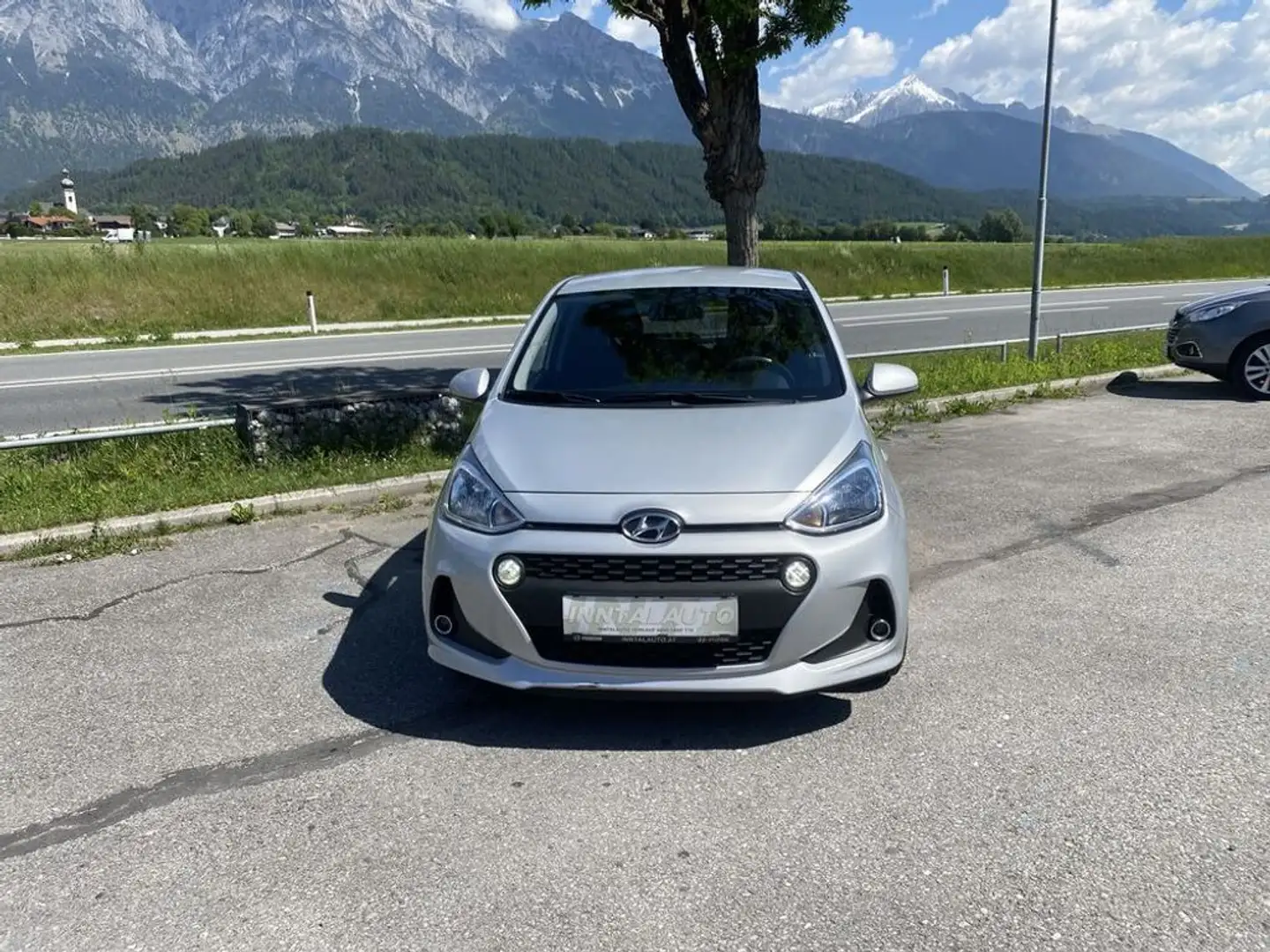 Hyundai i10 Edition 25 Comfort Silber - 2