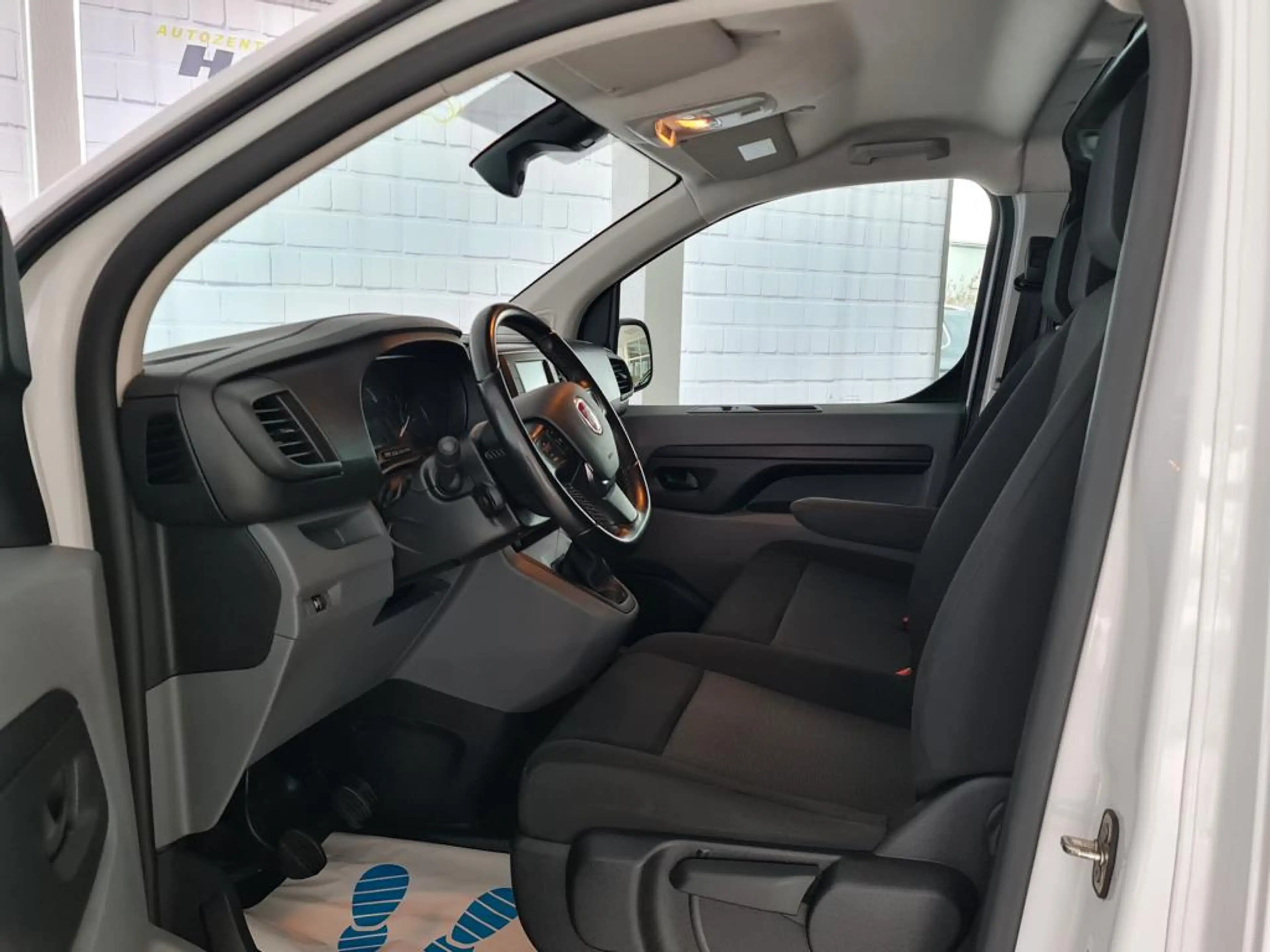 Fiat Scudo L2 SX, unfallfrei, 1.Hand, Navi, Kamera, Bluetooth — photo 10