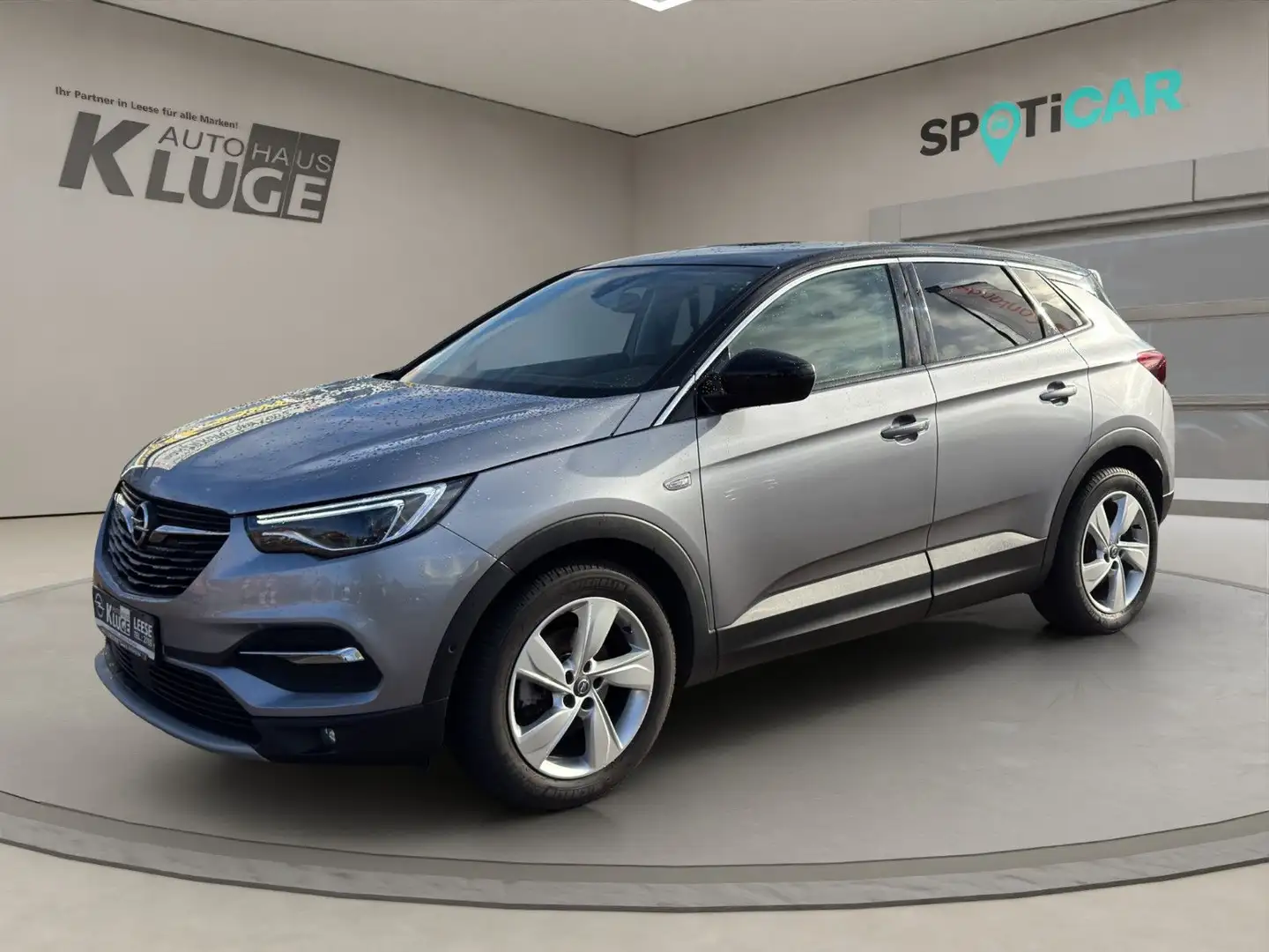 Opel Grandland X 1,6 Innovation AT, RFK, Navi, LED Grau - 1