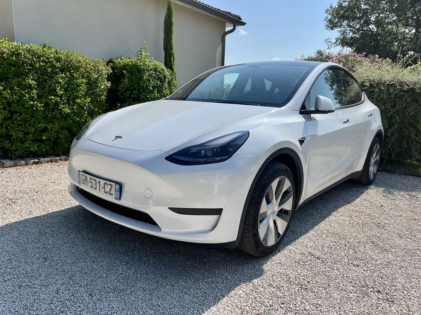 Tesla Model Y propulsion Blanc - 1