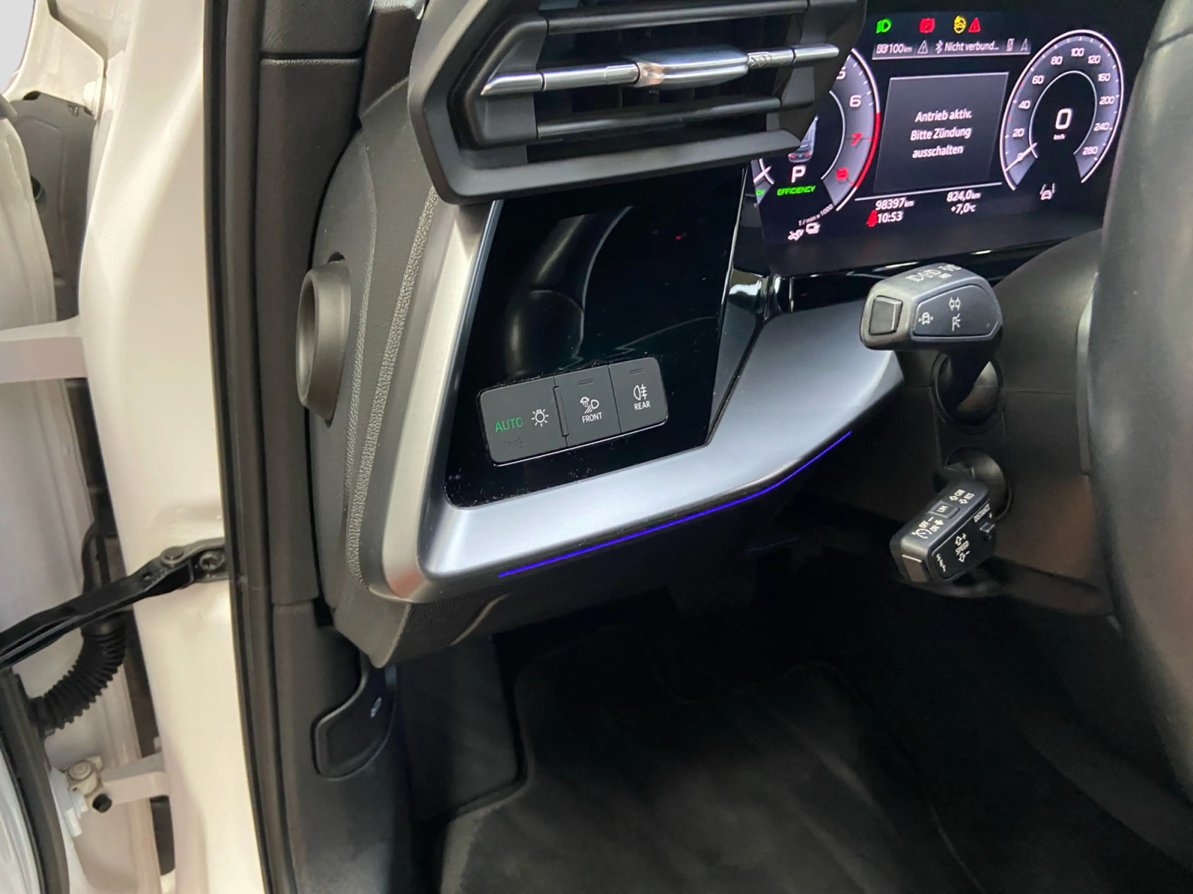 Audi A3 advanced 40TFSIe S-trc LED Cam Virt — photo 13