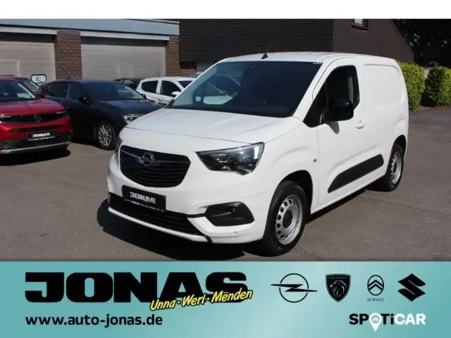 Opel Combo Cargo Edition 1.5D AT Navi RKamera AHK