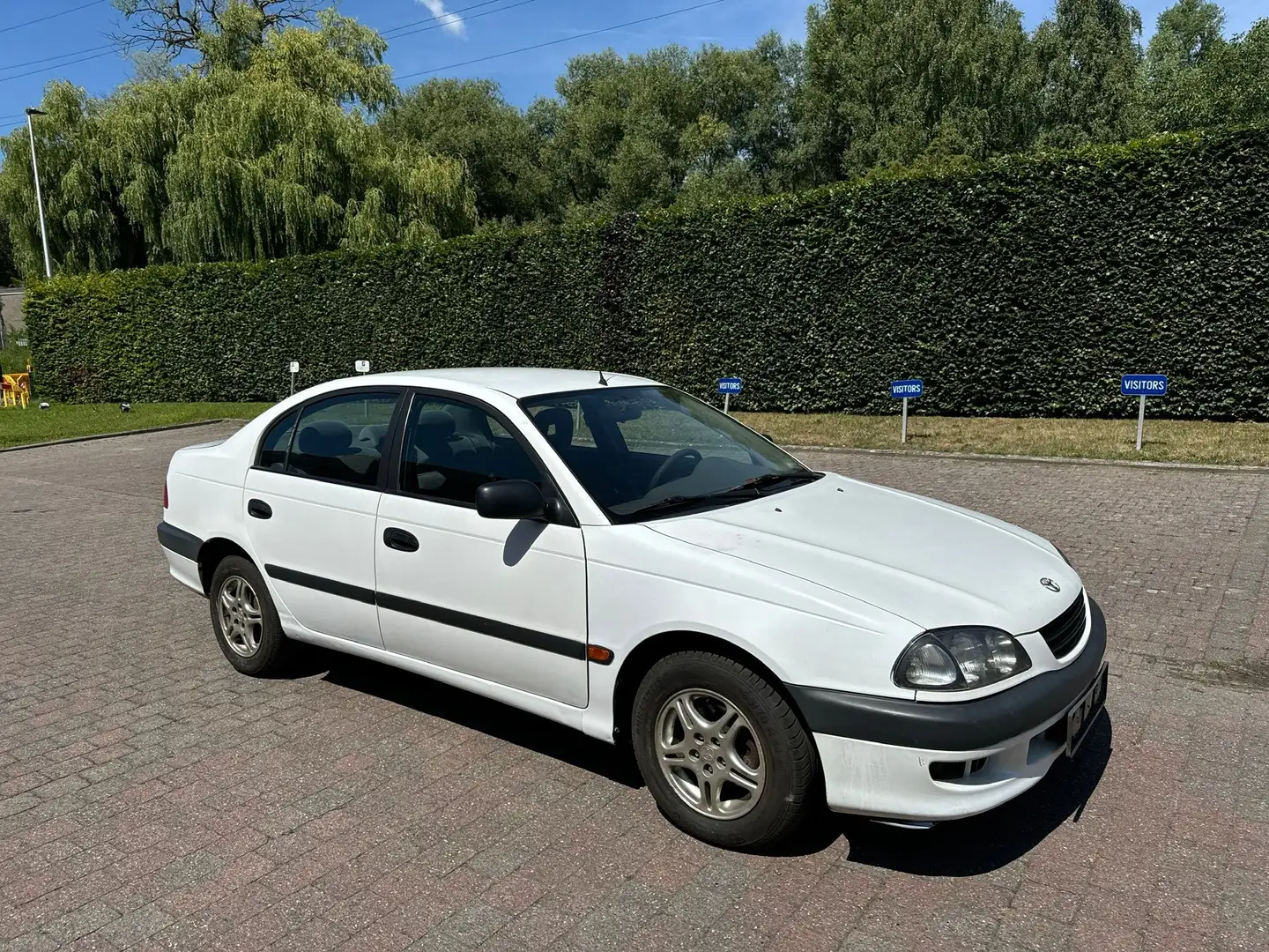 Toyota Avensis 1.6i AIRCCLIMATISÉ JANTE ALUMINIUM moteur 4A-Fe Wit - 1