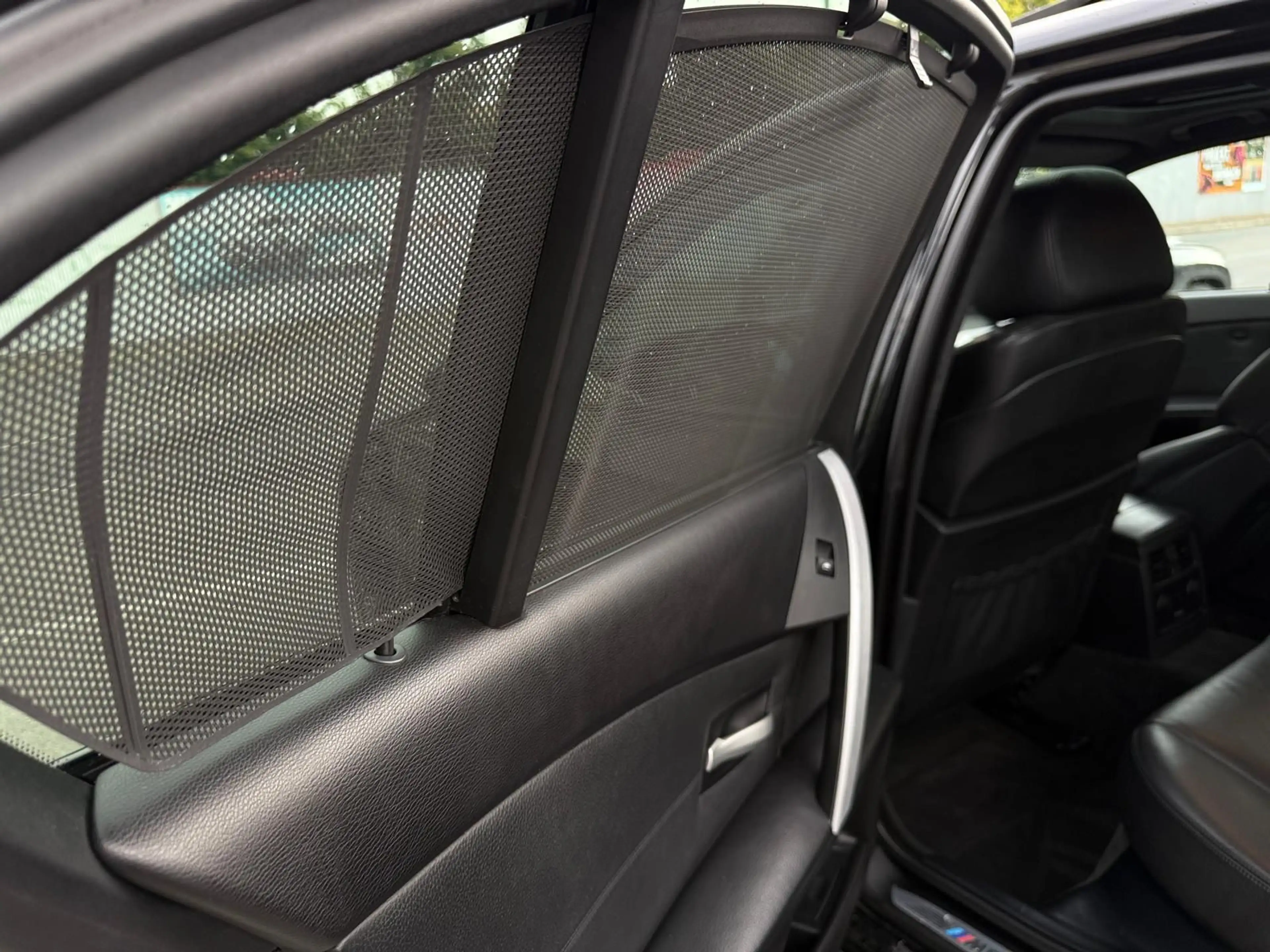 BMW M5 ShadowLine *Viele-Extras +Servicegepflegt — photo 11