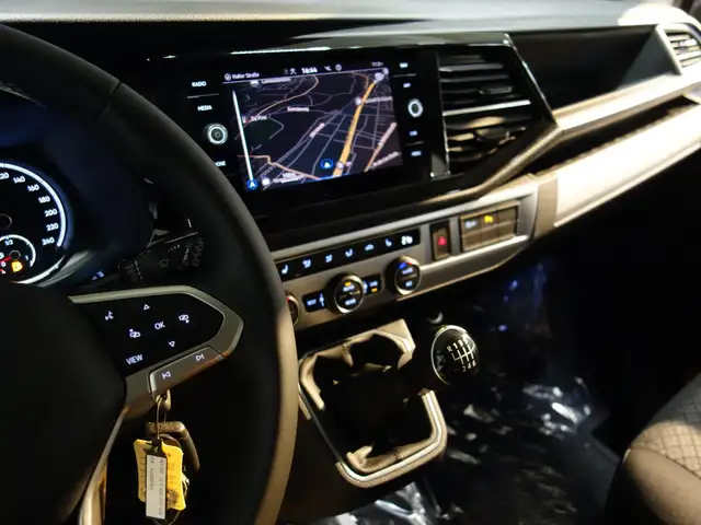 Volkswagen T6.1 California 2,0TDI 4Motion *BEACH EDITION *GA Ansicht 44