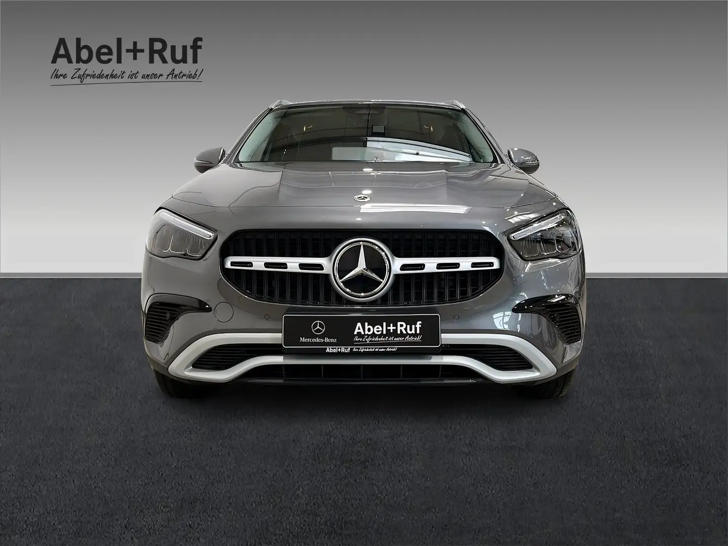 Mercedes-Benz GLA 200 d LED+Rückfahrkamera+Tempomat+SHZ+AHK Grau - 2