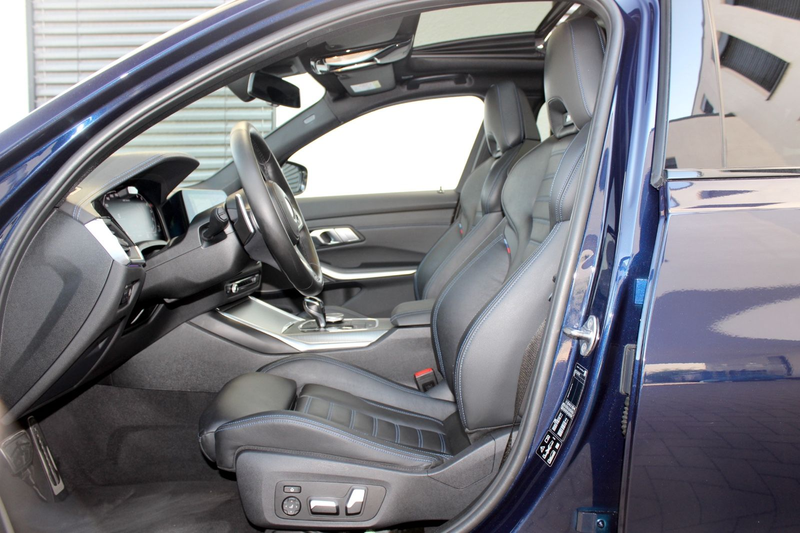 BMW 340 Touring xDrive **PANO S-SITZE AHK LASER** — photo 8