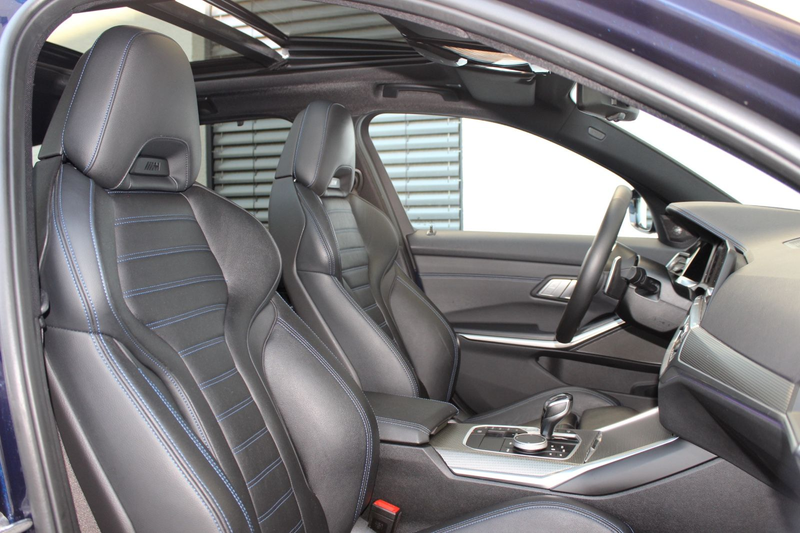 BMW 340 Touring xDrive **PANO S-SITZE AHK LASER** — photo 13