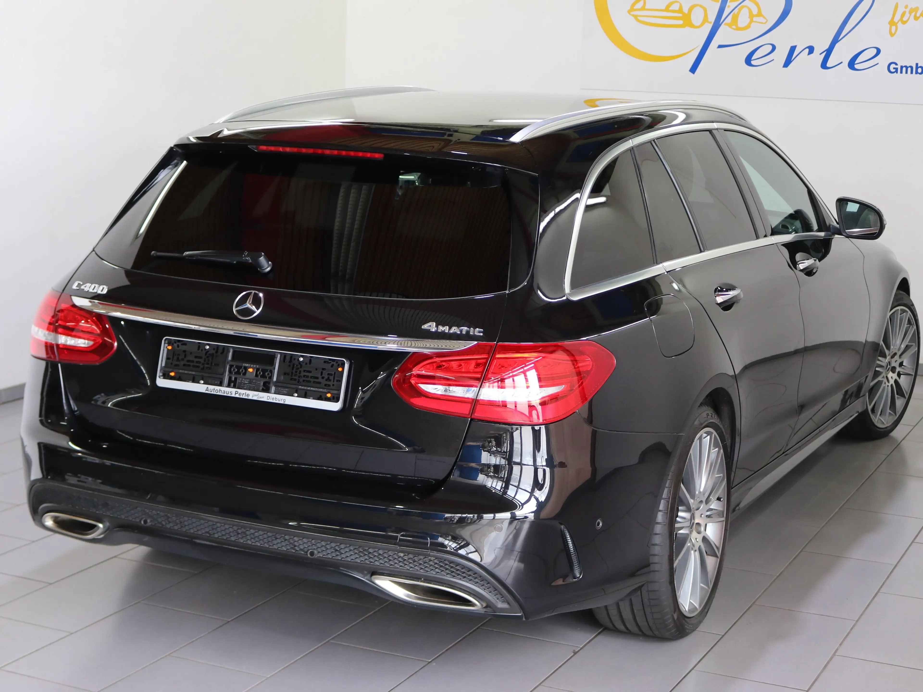 Mercedes-Benz C 400 T 7G 4M AMG-LINE"AIRMATIC"AHK"DTR+"MMY"RK"MBEAM"19 ZOLL" — photo 4