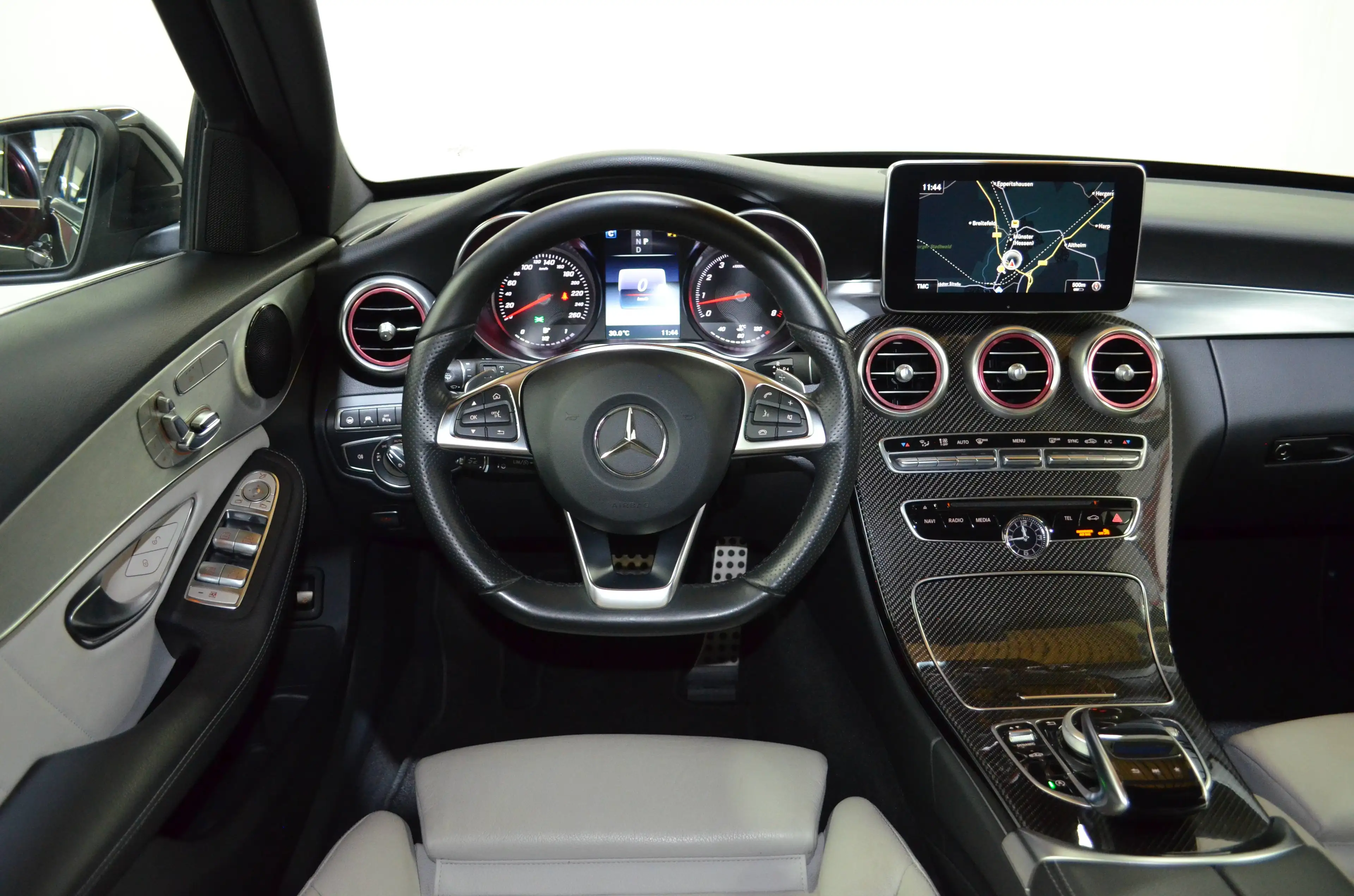 Mercedes-Benz C 400 T 7G 4M AMG-LINE"AIRMATIC"AHK"DTR+"MMY"RK"MBEAM"19 ZOLL" — photo 9