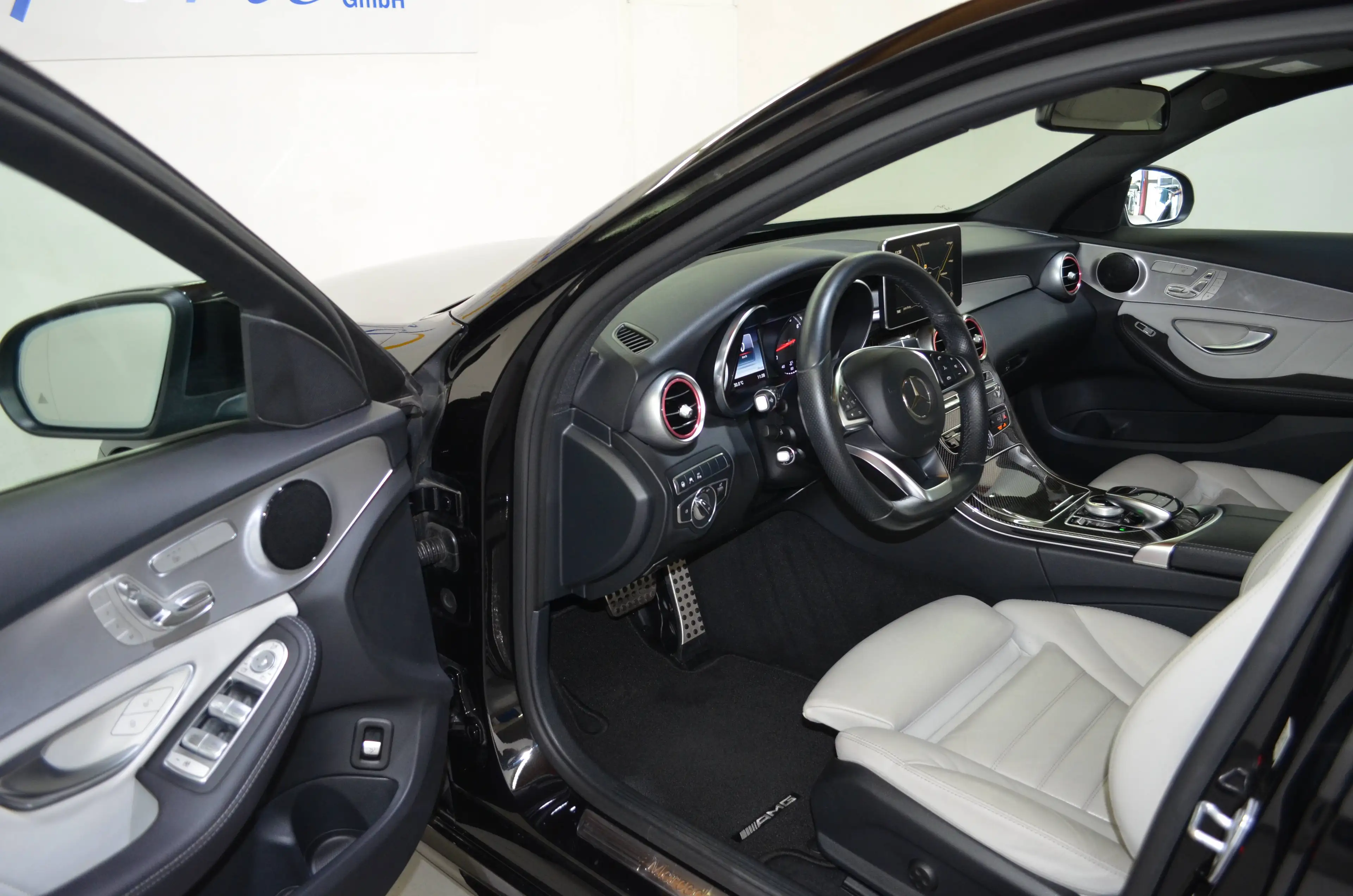 Mercedes-Benz C 400 T 7G 4M AMG-LINE"AIRMATIC"AHK"DTR+"MMY"RK"MBEAM"19 ZOLL" — photo 7