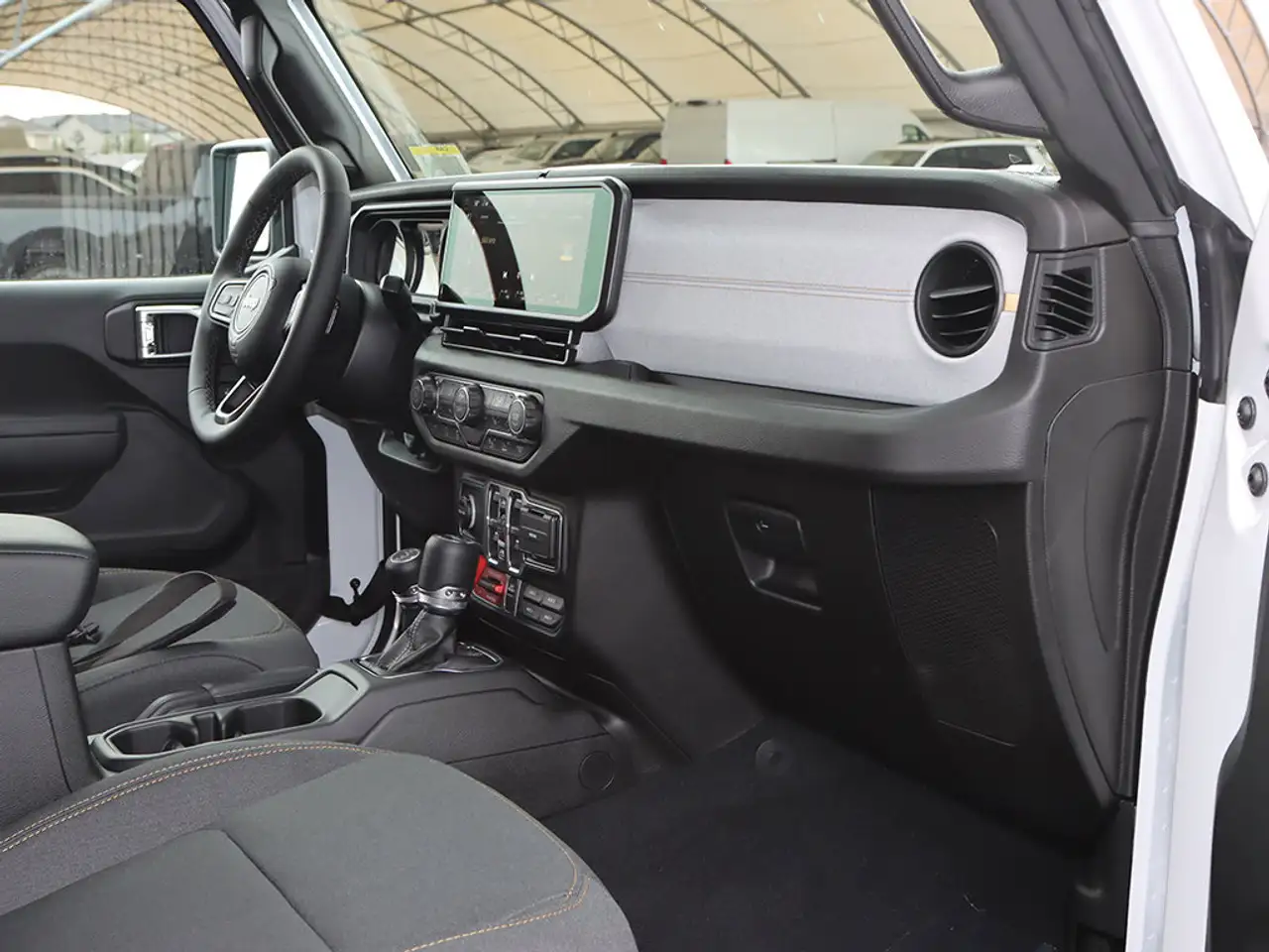 Jeep Wrangler снимка Jeep Wrangler