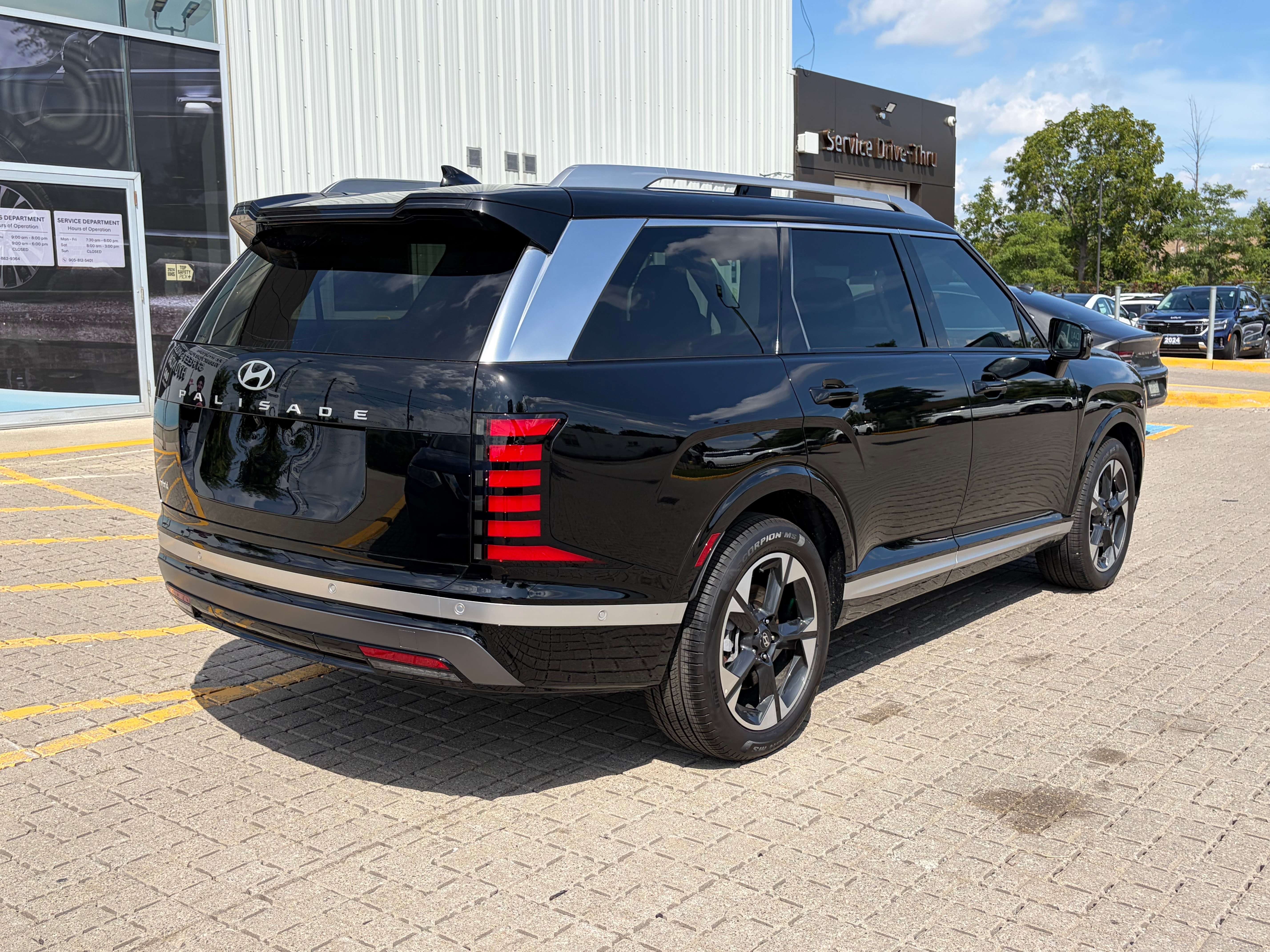 2026 Hyundai Palisade Luxury 8-Passenger AWD — photo 1
